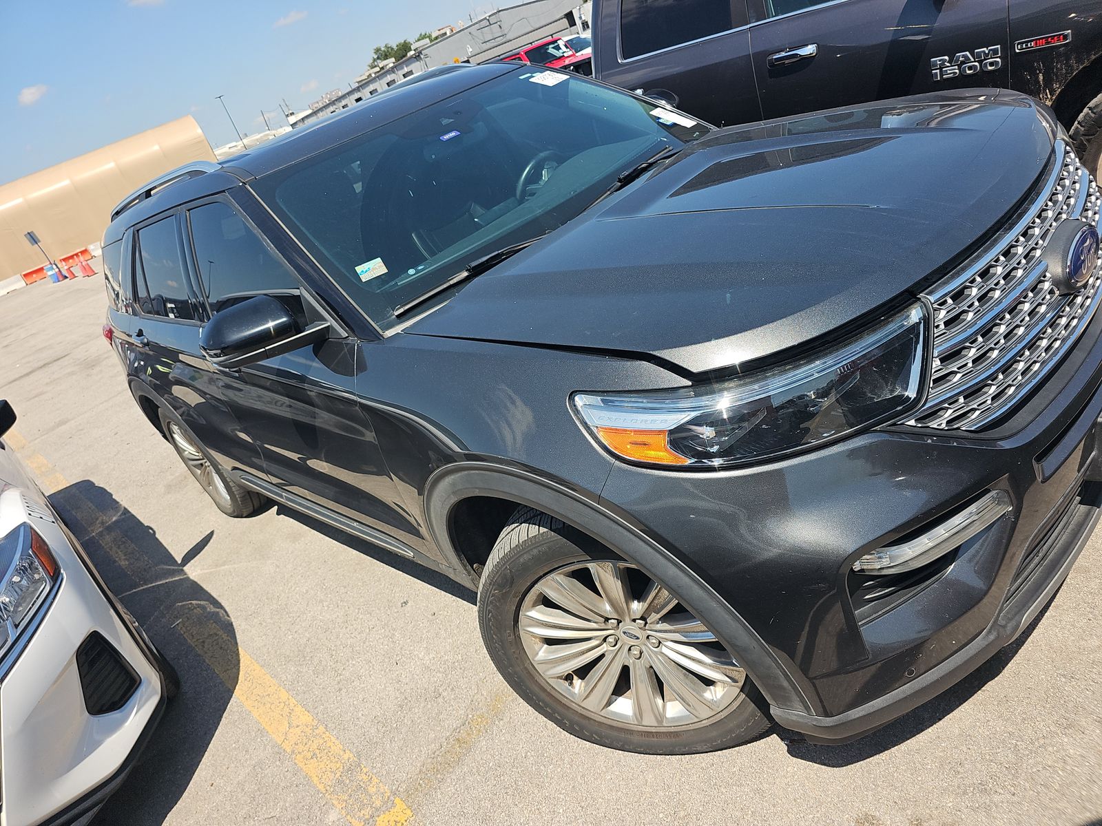 FORD EXPLORER - 4
