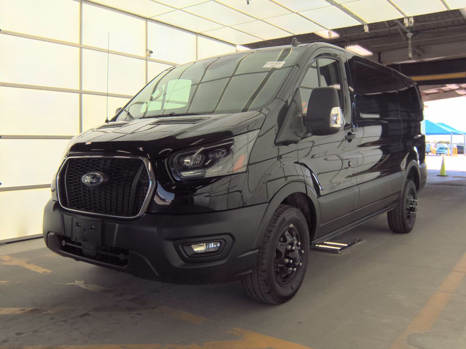 FORD TRANSIT 150 - 1