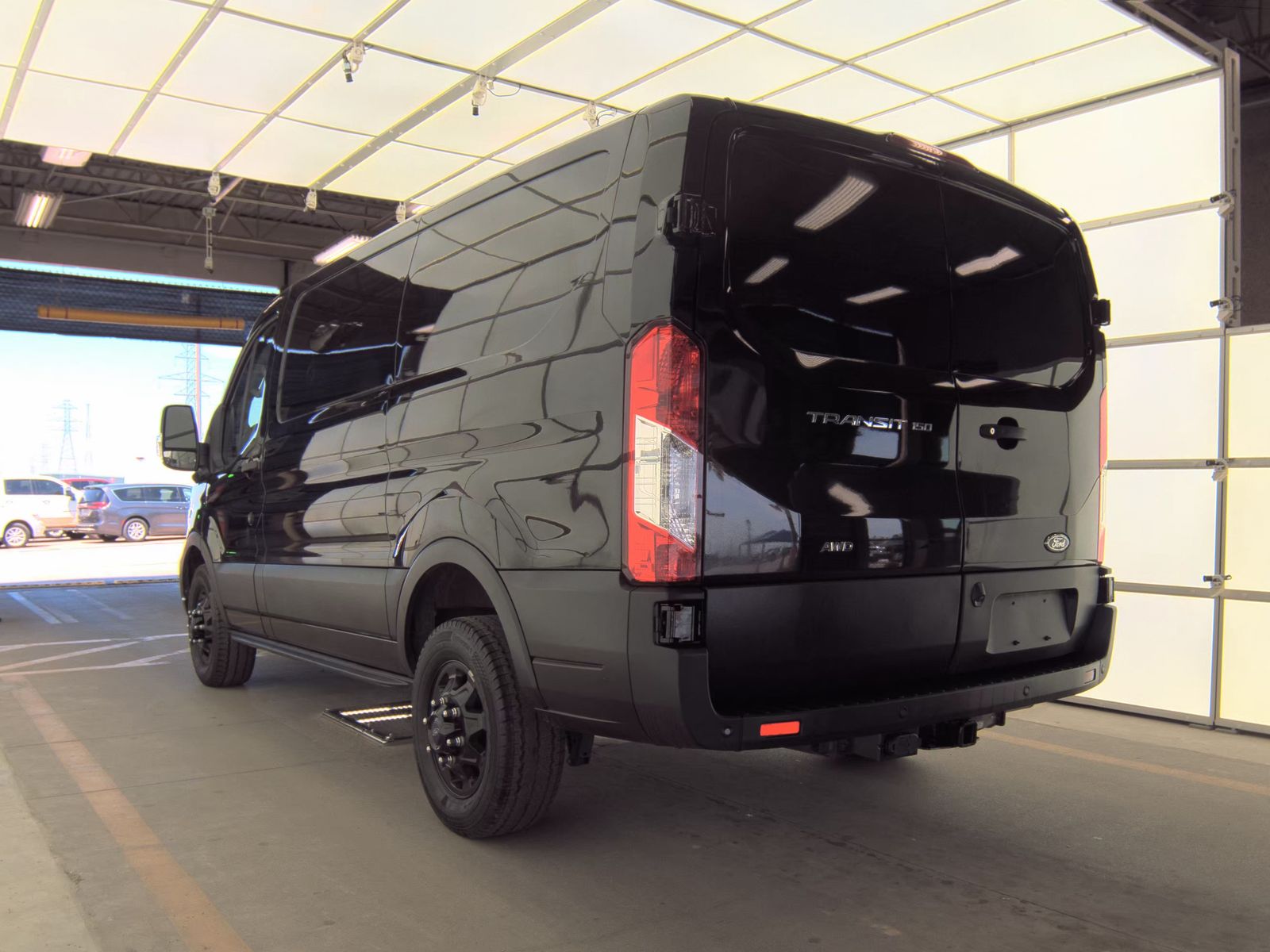FORD TRANSIT 150 - 9