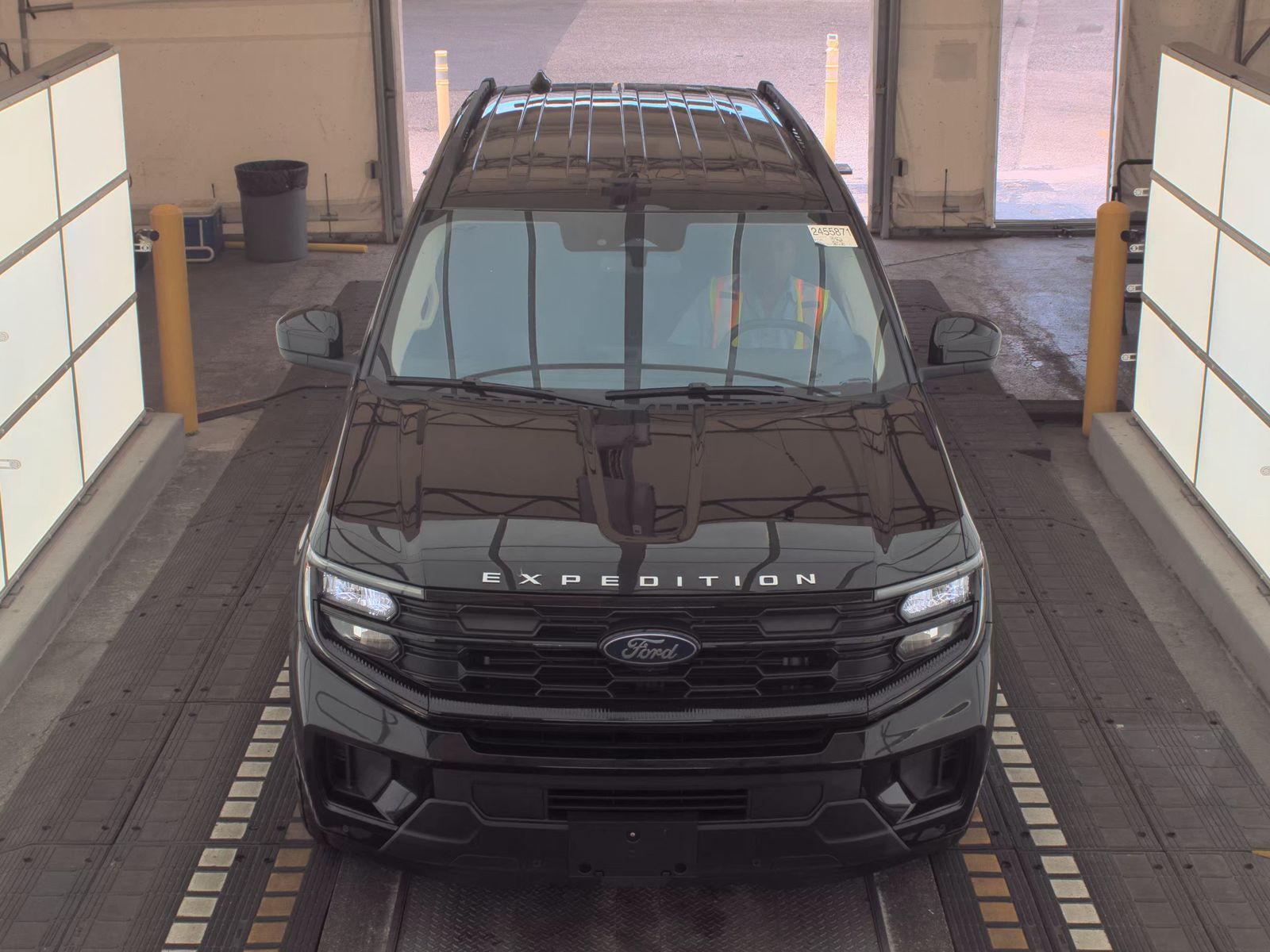 FORD EXPEDITION - 3
