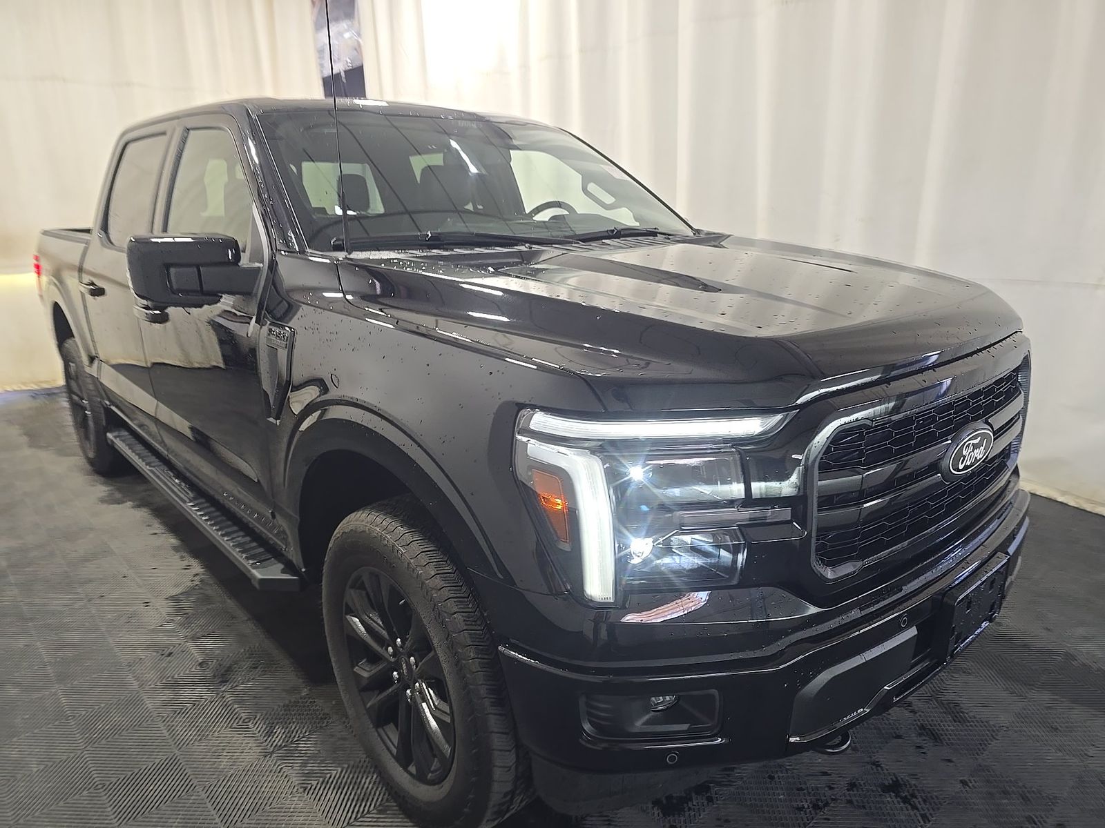 FORD F-150 - 4