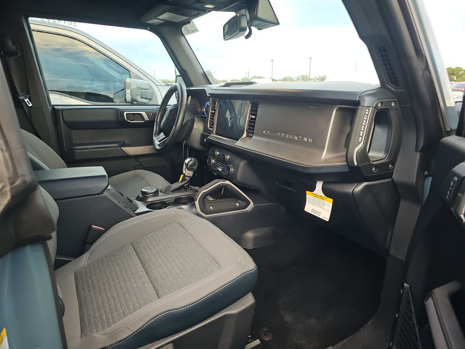 FORD BRONCO - 9