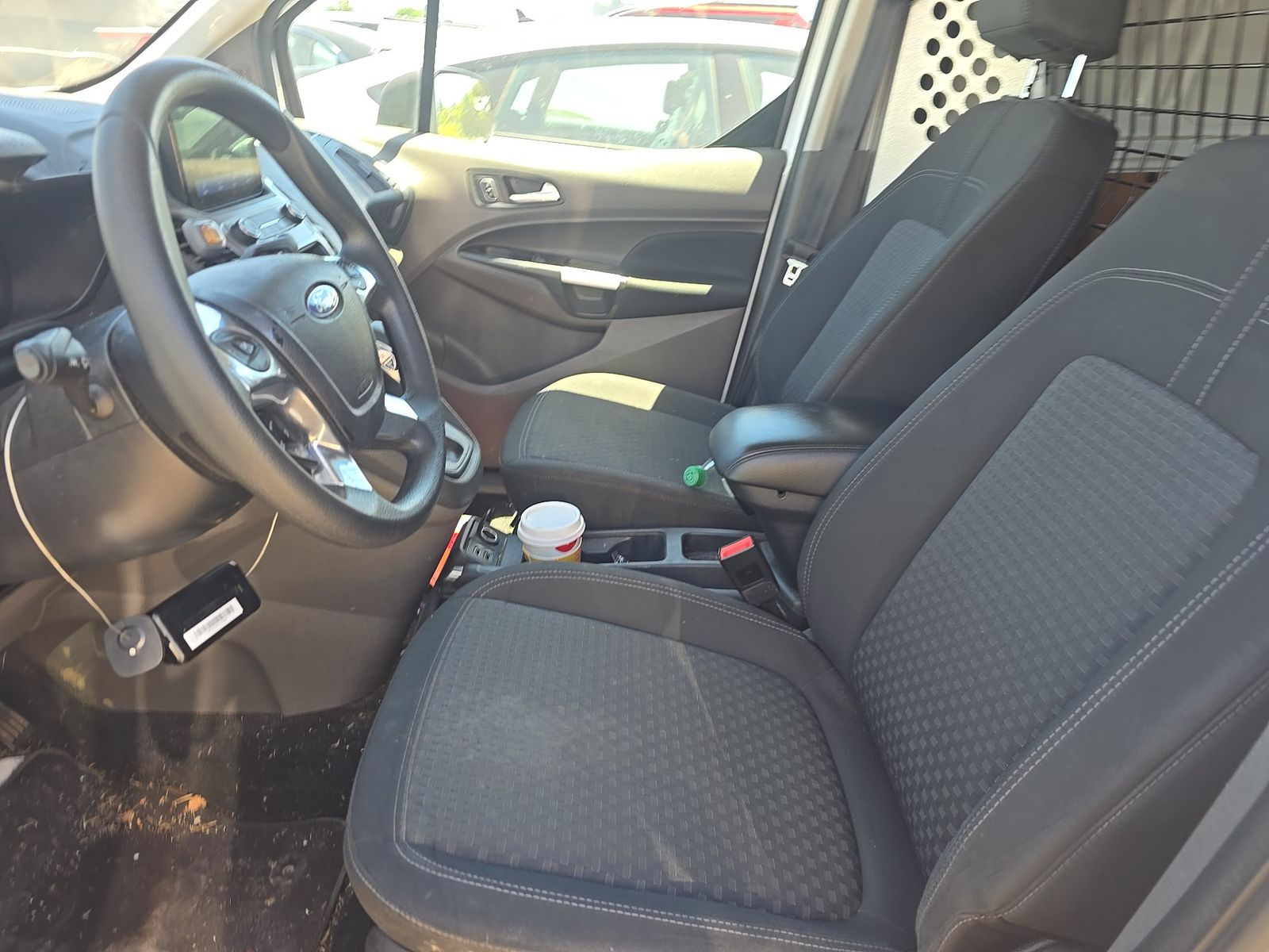 FORD TRANSIT CONNECT - 8
