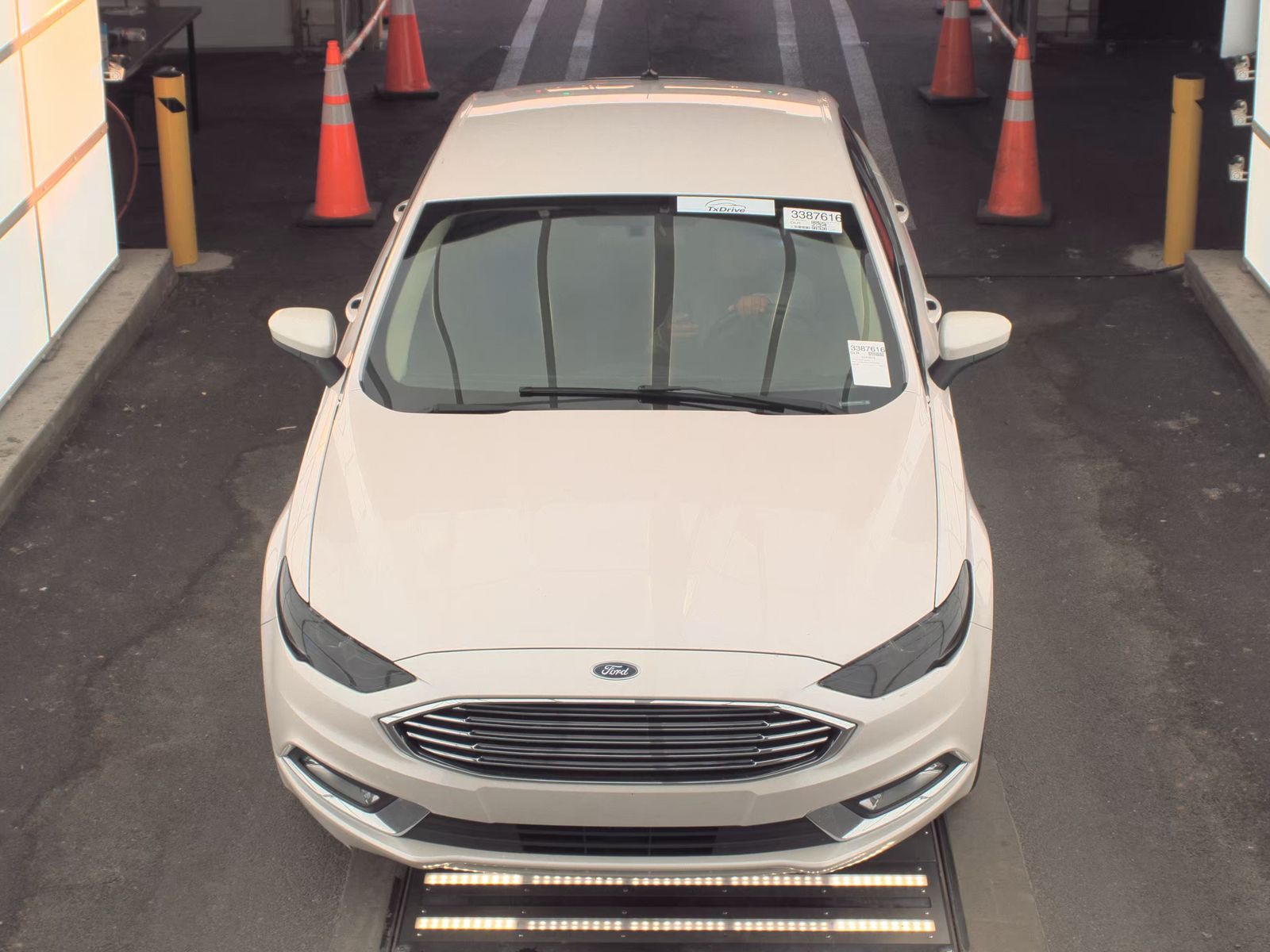 FORD FUSION - 3