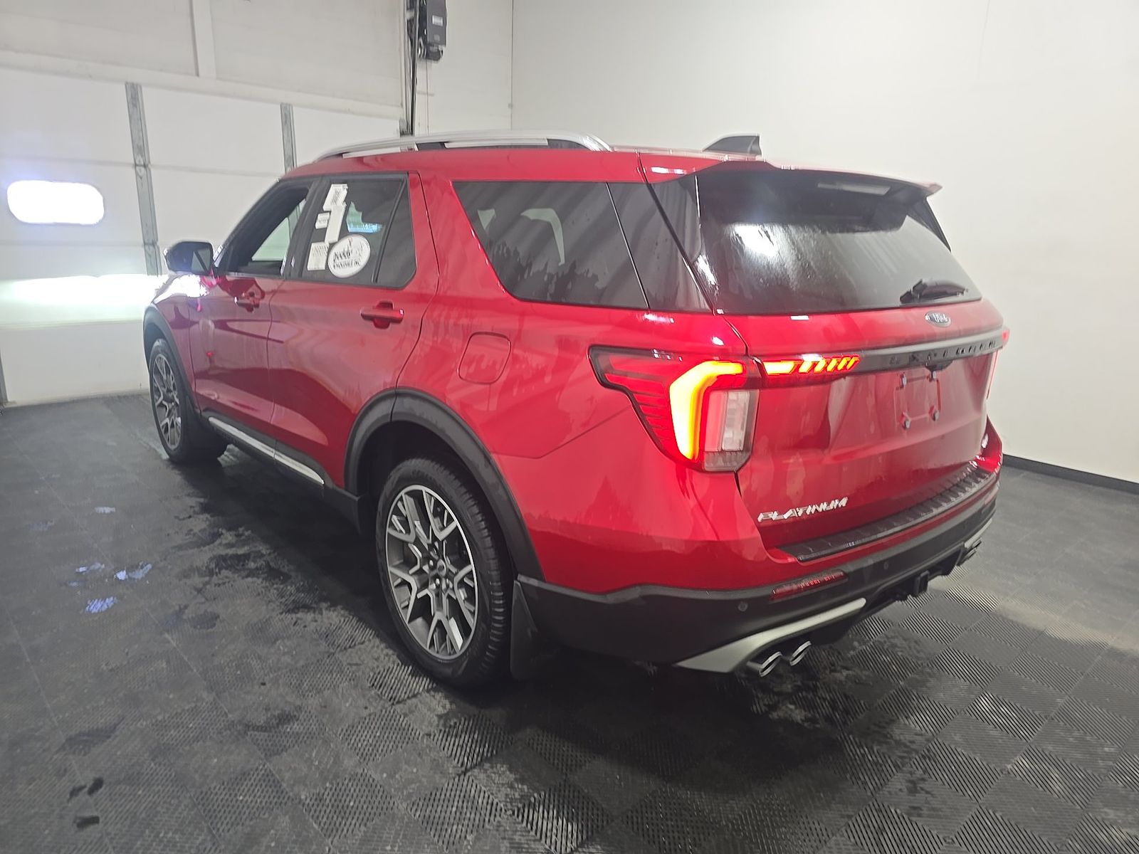 FORD EXPLORER - 7