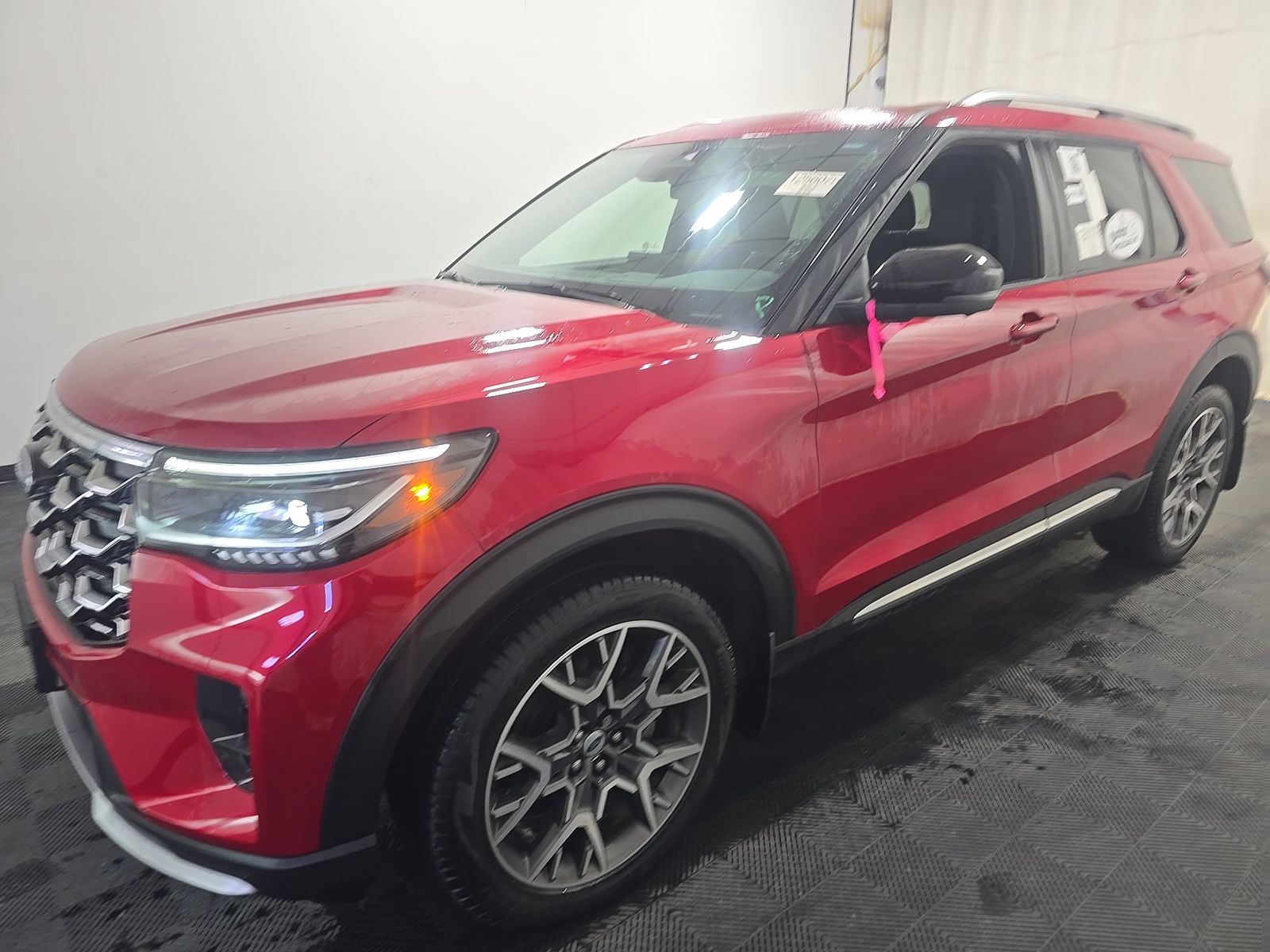 FORD EXPLORER - 1