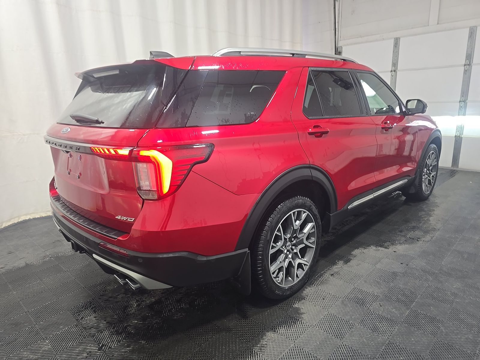 FORD EXPLORER - 5
