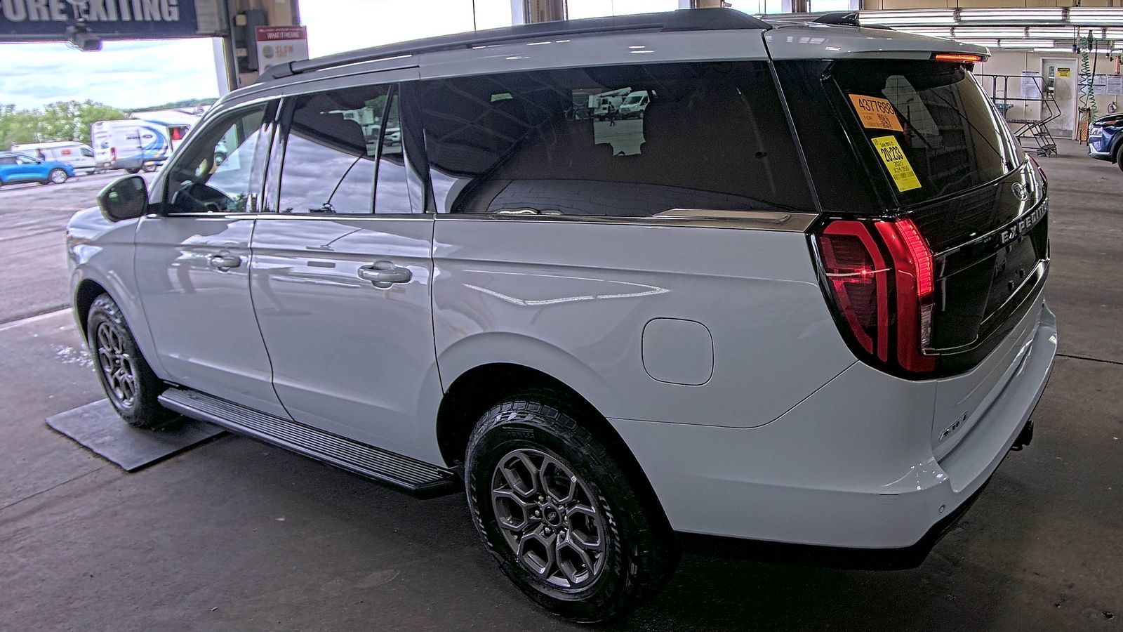 FORD EXPEDITION MAX - 7