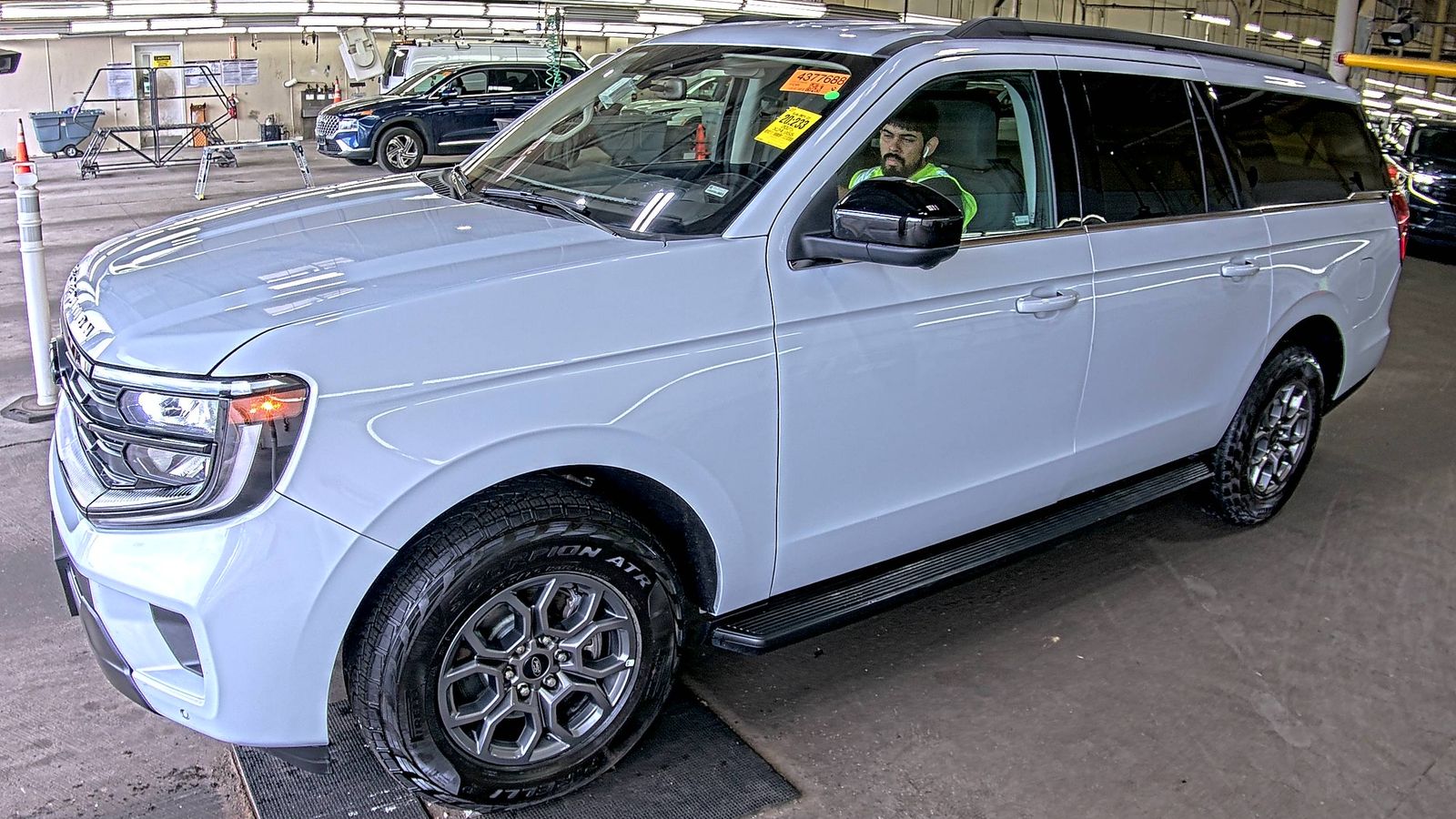 FORD EXPEDITION MAX - 1