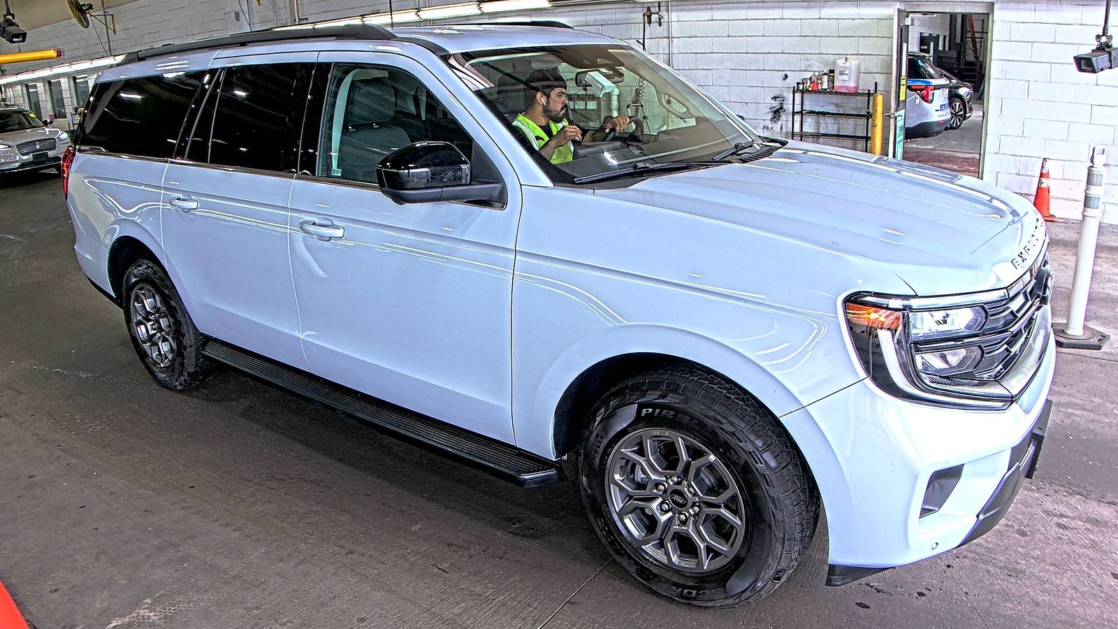 FORD EXPEDITION MAX - 4