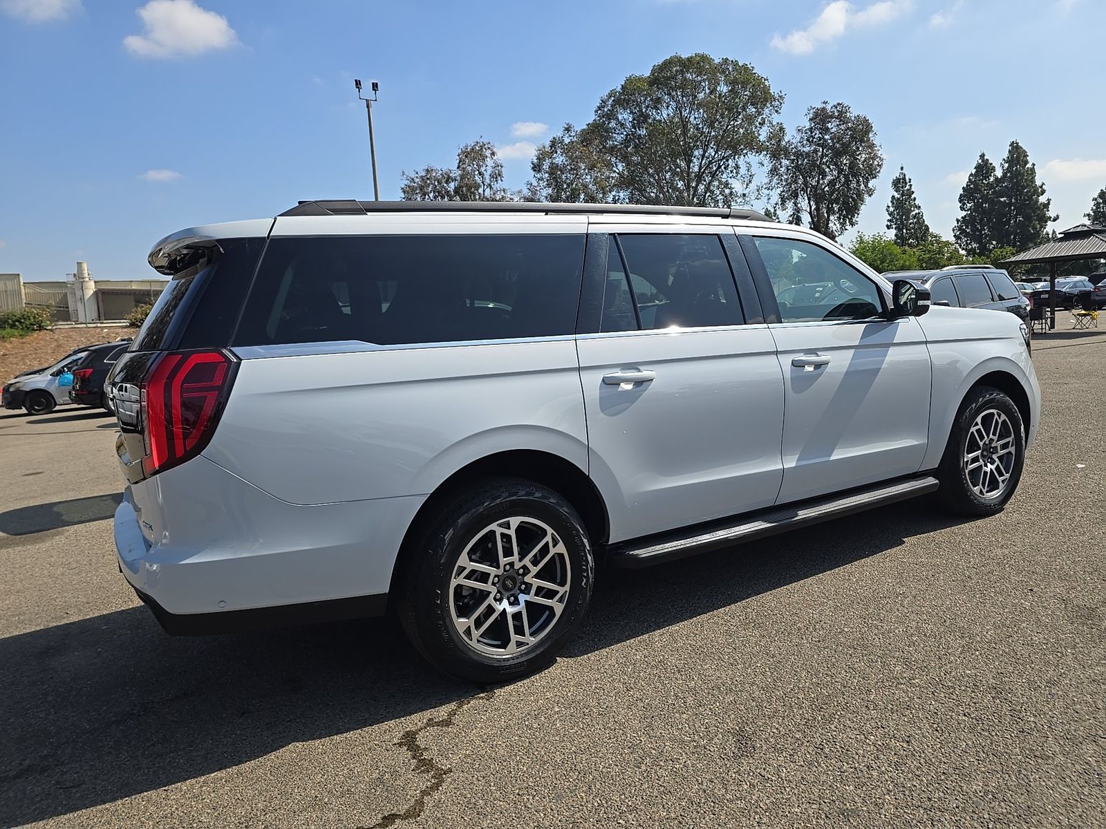 FORD EXPEDITION MAX - 5