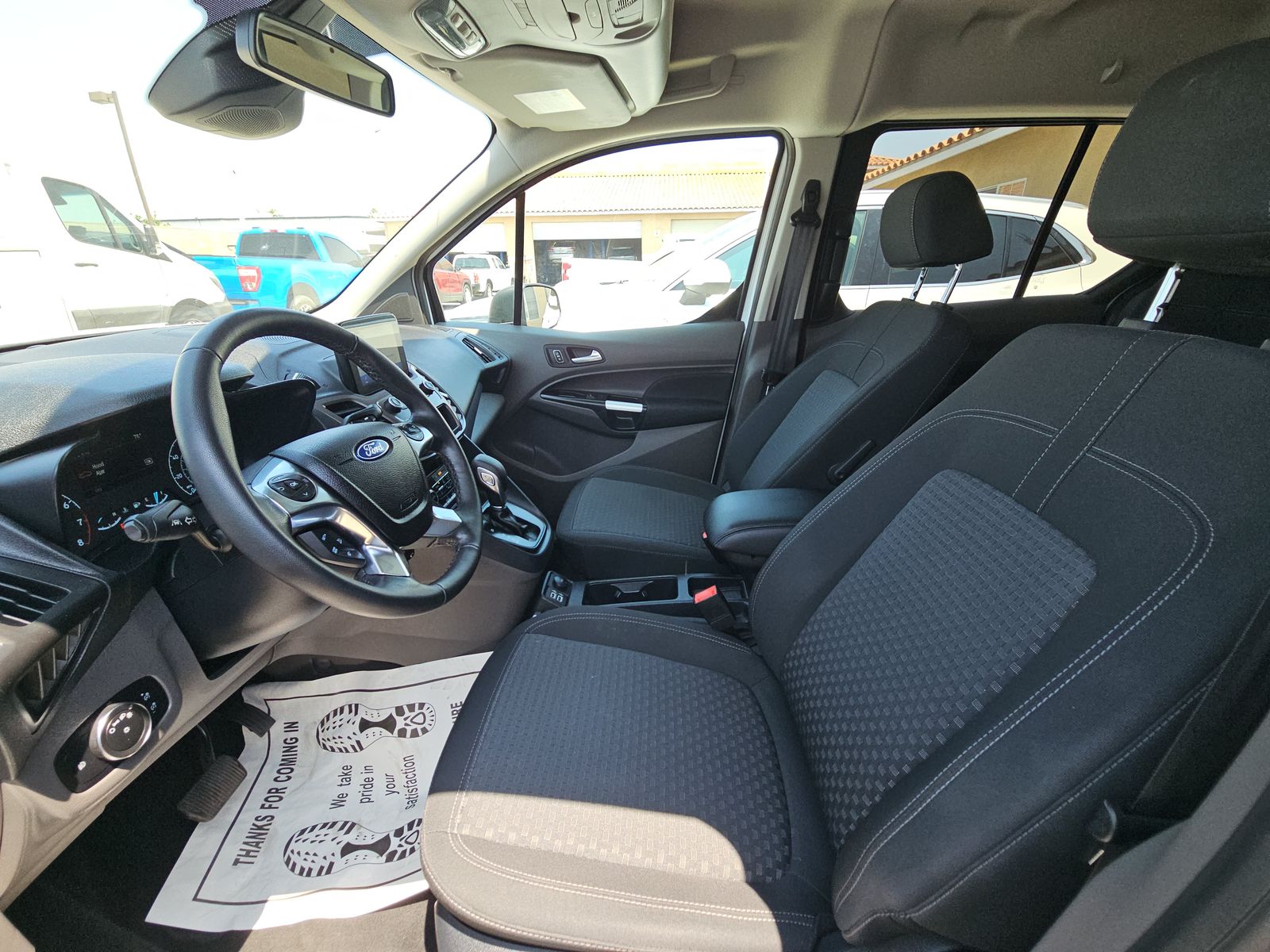 FORD TRANSIT CONNECT - 8