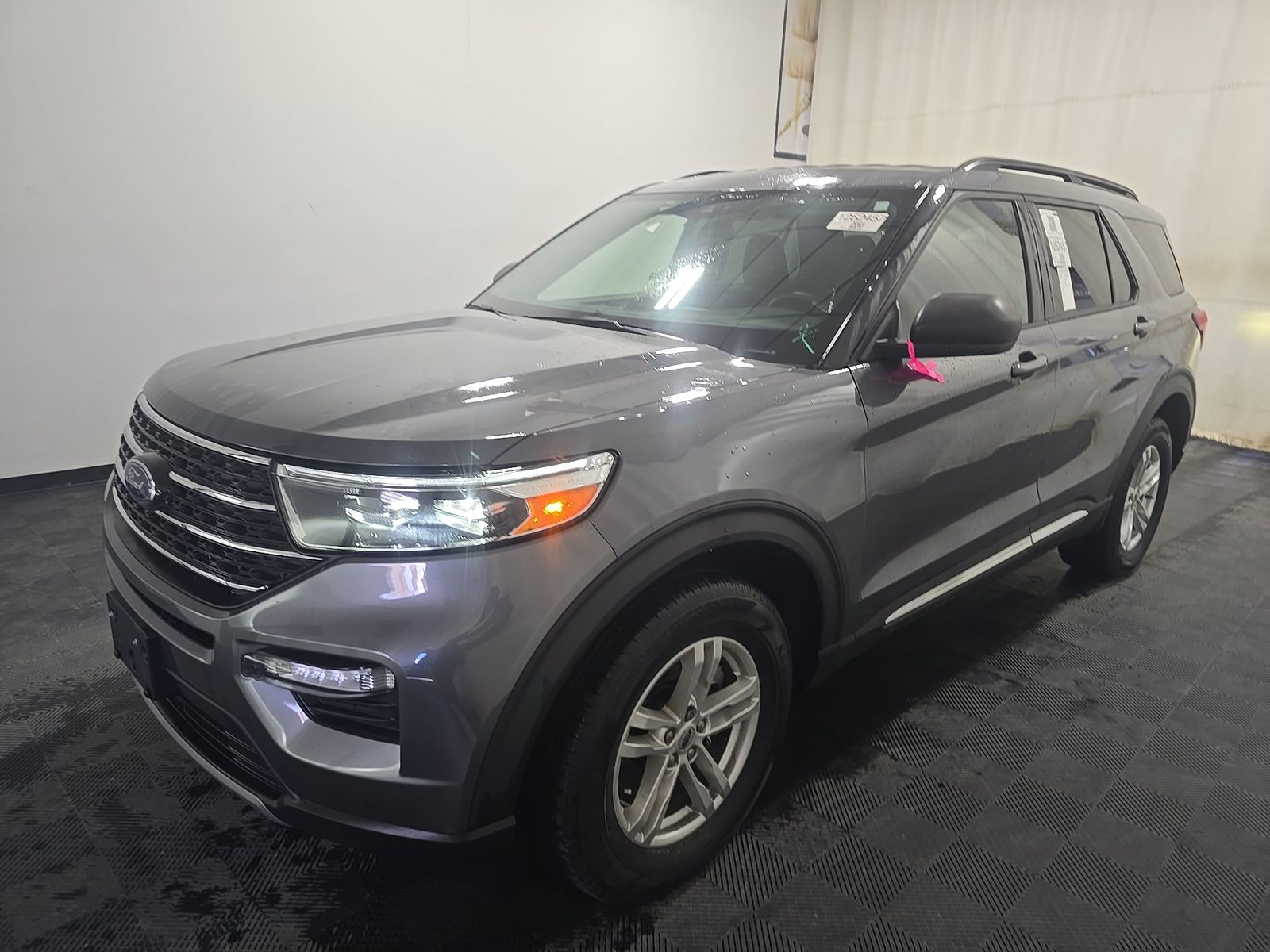 FORD EXPLORER - 1
