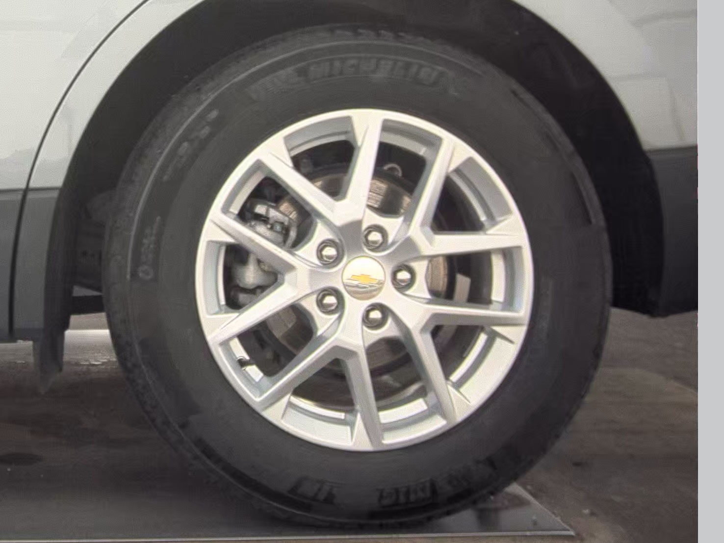 2024 Chevrolet Equinox LT FWD