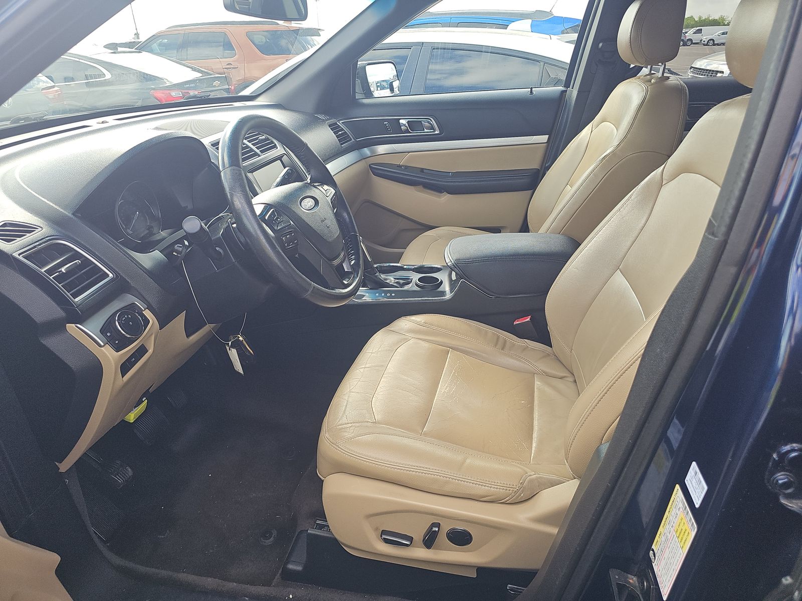 FORD EXPLORER - 8
