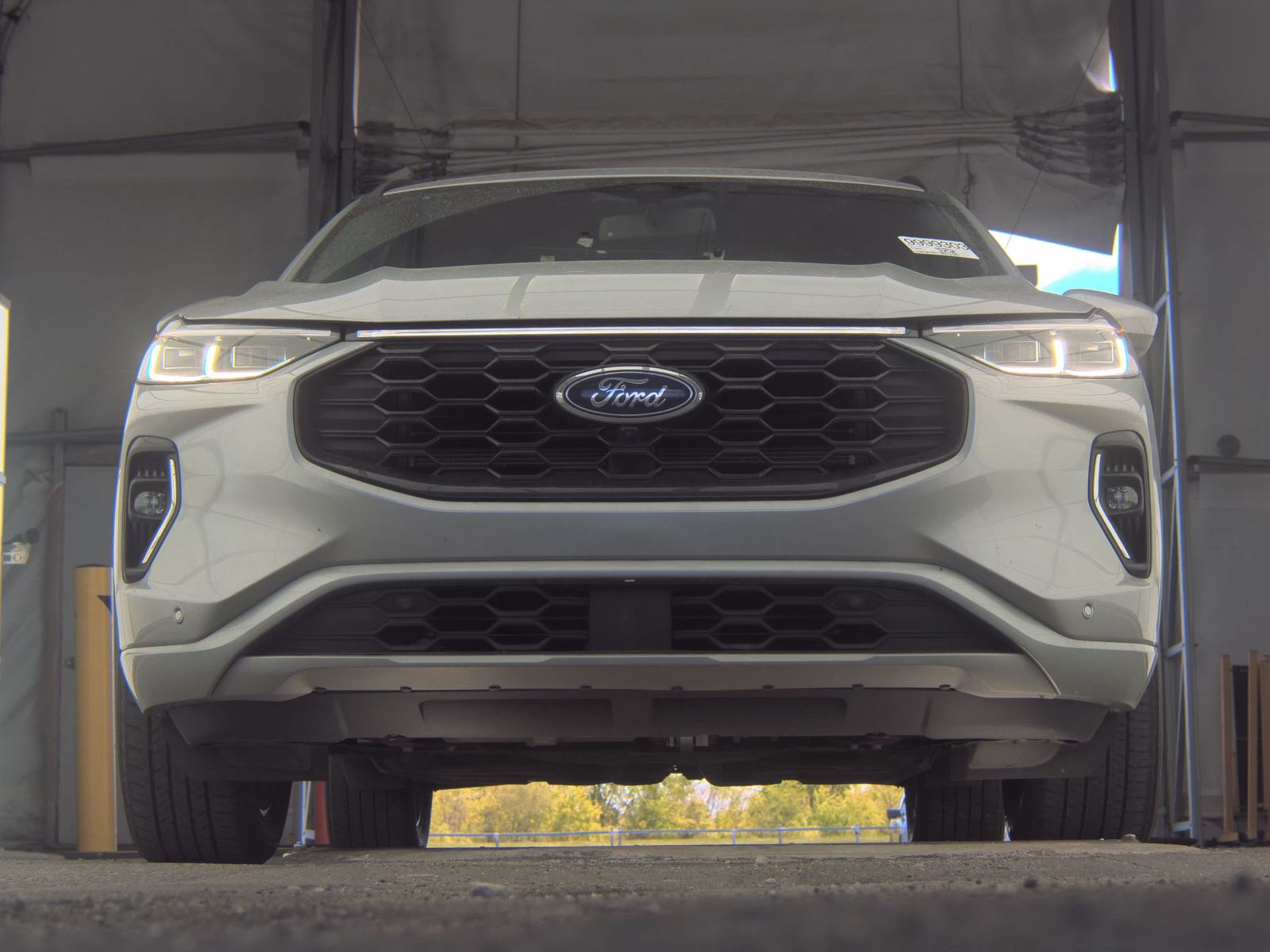 FORD ESCAPE - 4