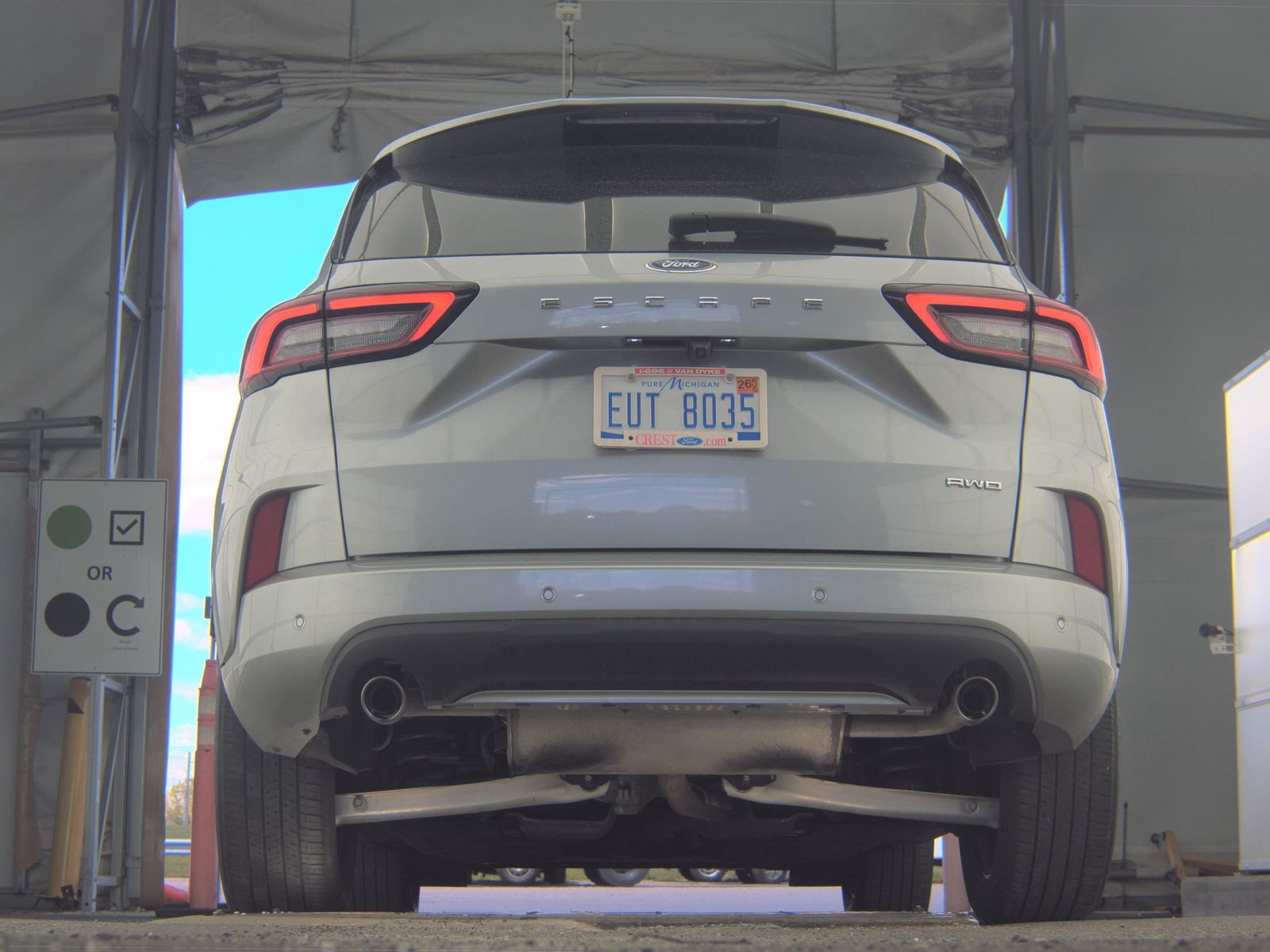 FORD ESCAPE - 8