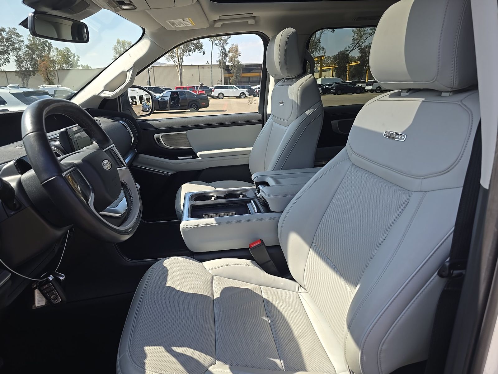 FORD EXPEDITION - 8