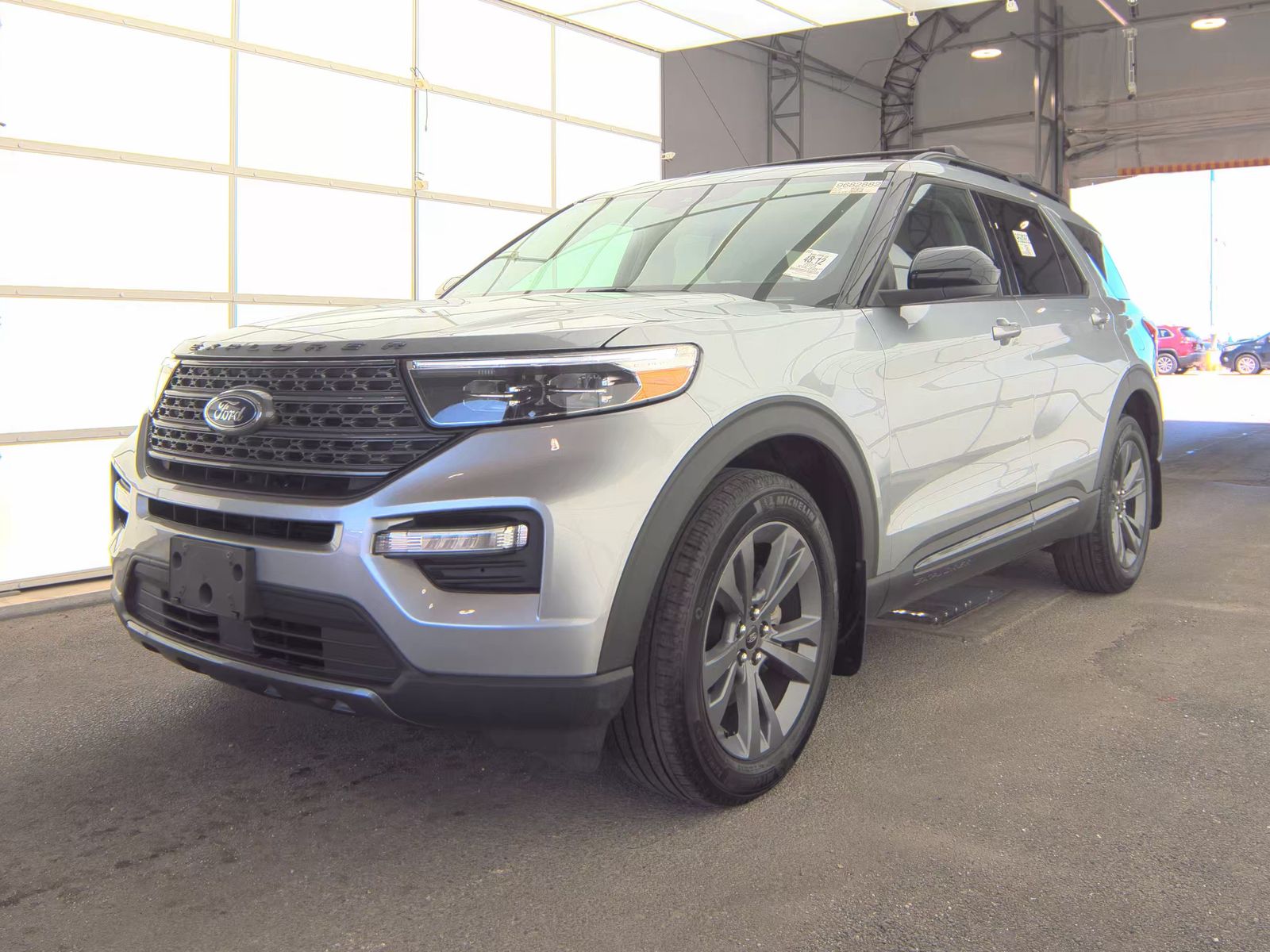 FORD EXPLORER - 1
