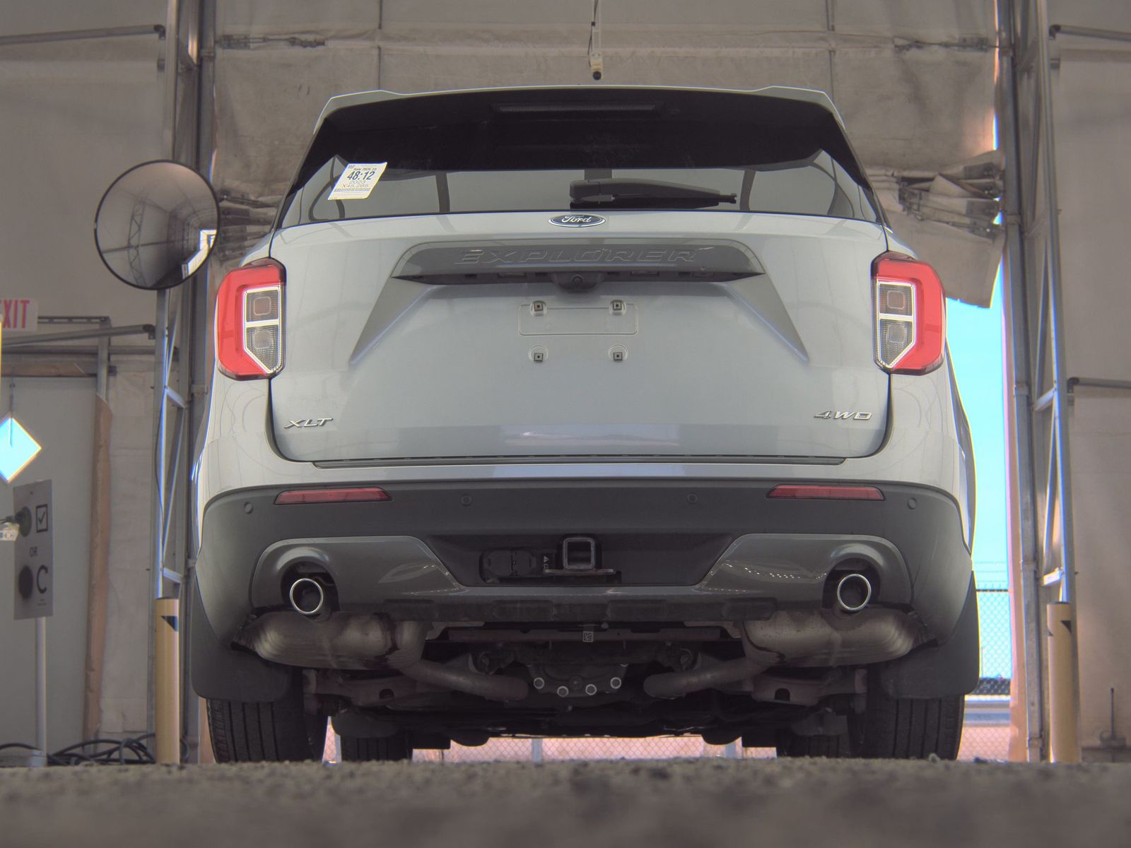 FORD EXPLORER - 7