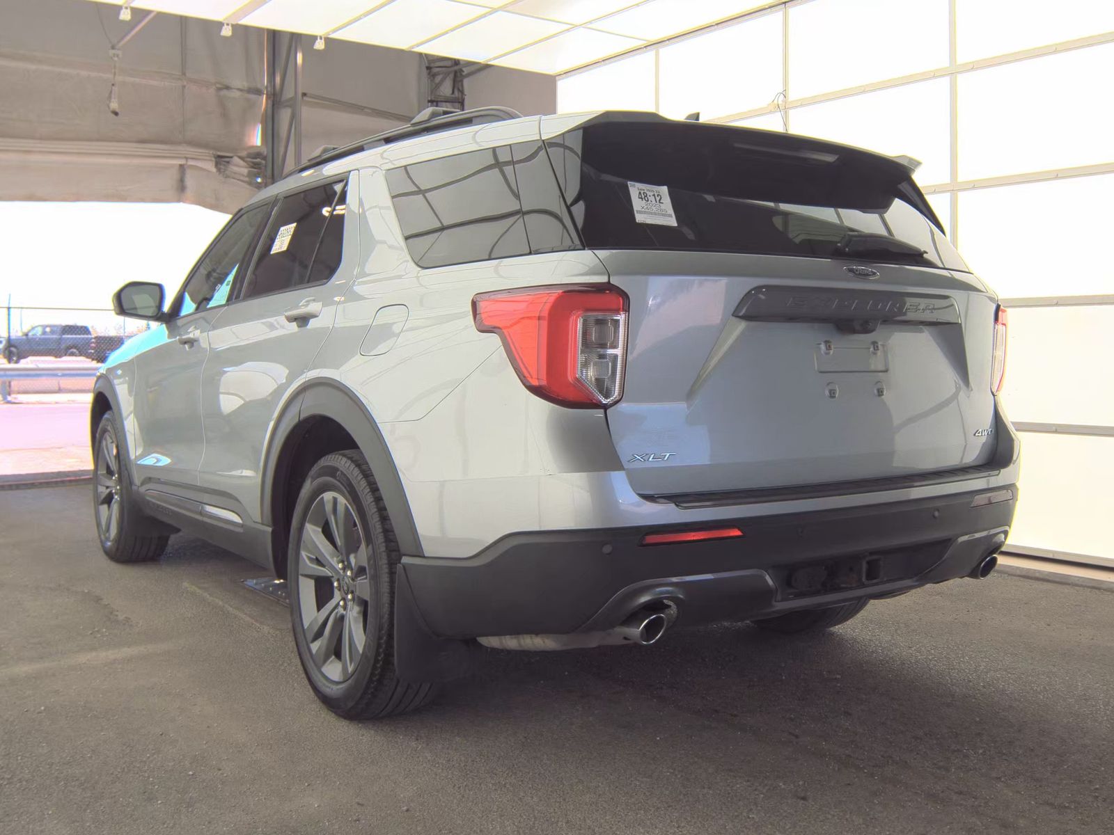 FORD EXPLORER - 8