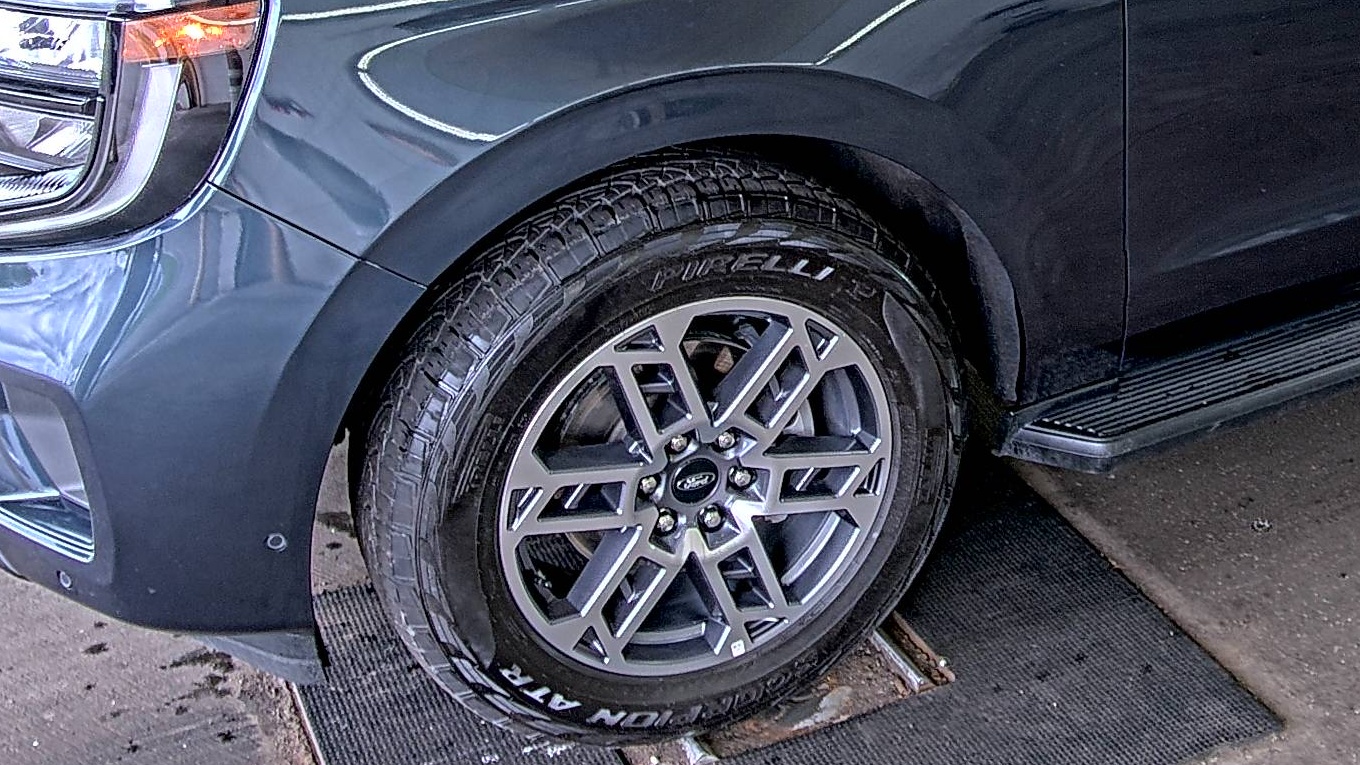FORD EXPEDITION - 8