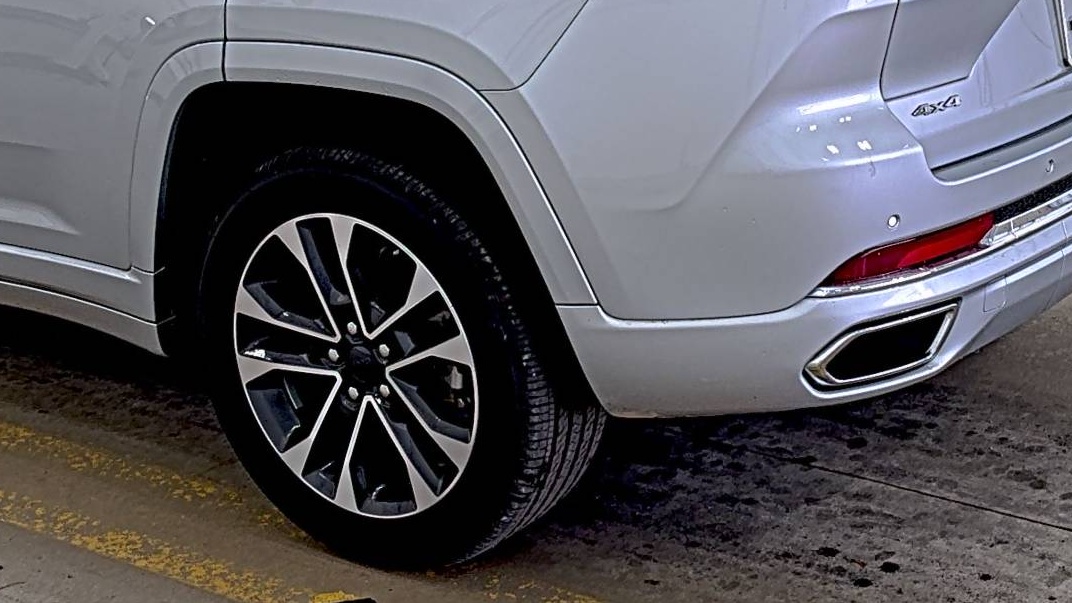 2022 Jeep Grand Cherokee Overland AWD