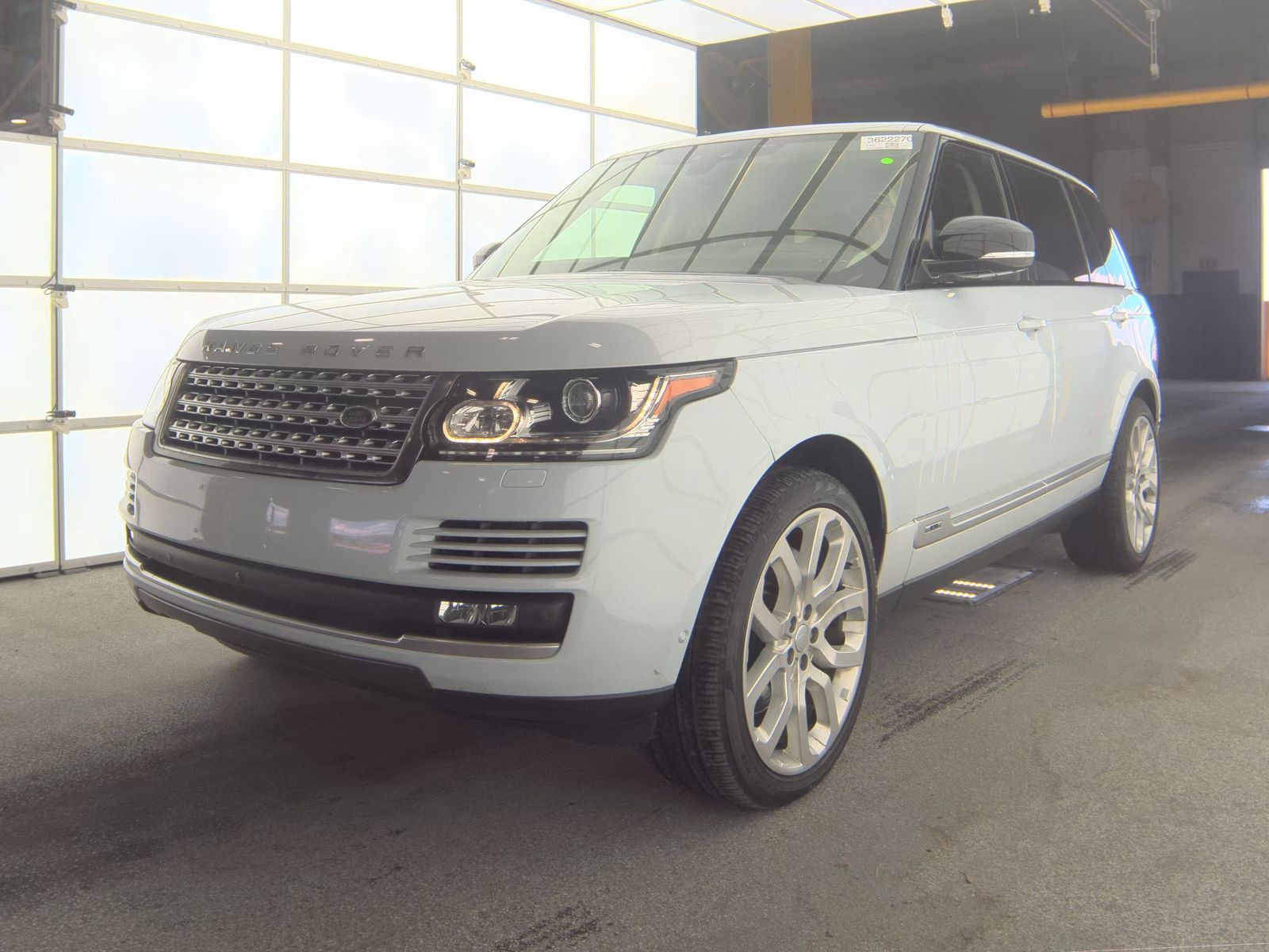 LAND ROVER RANGE ROVER - 1