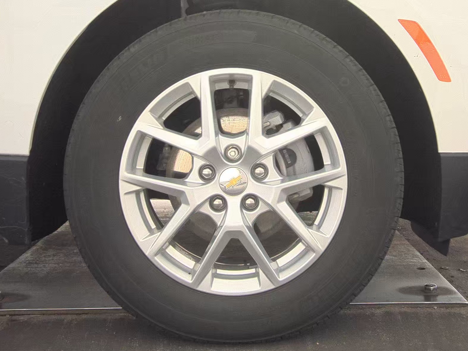 2024 Chevrolet Equinox LT FWD