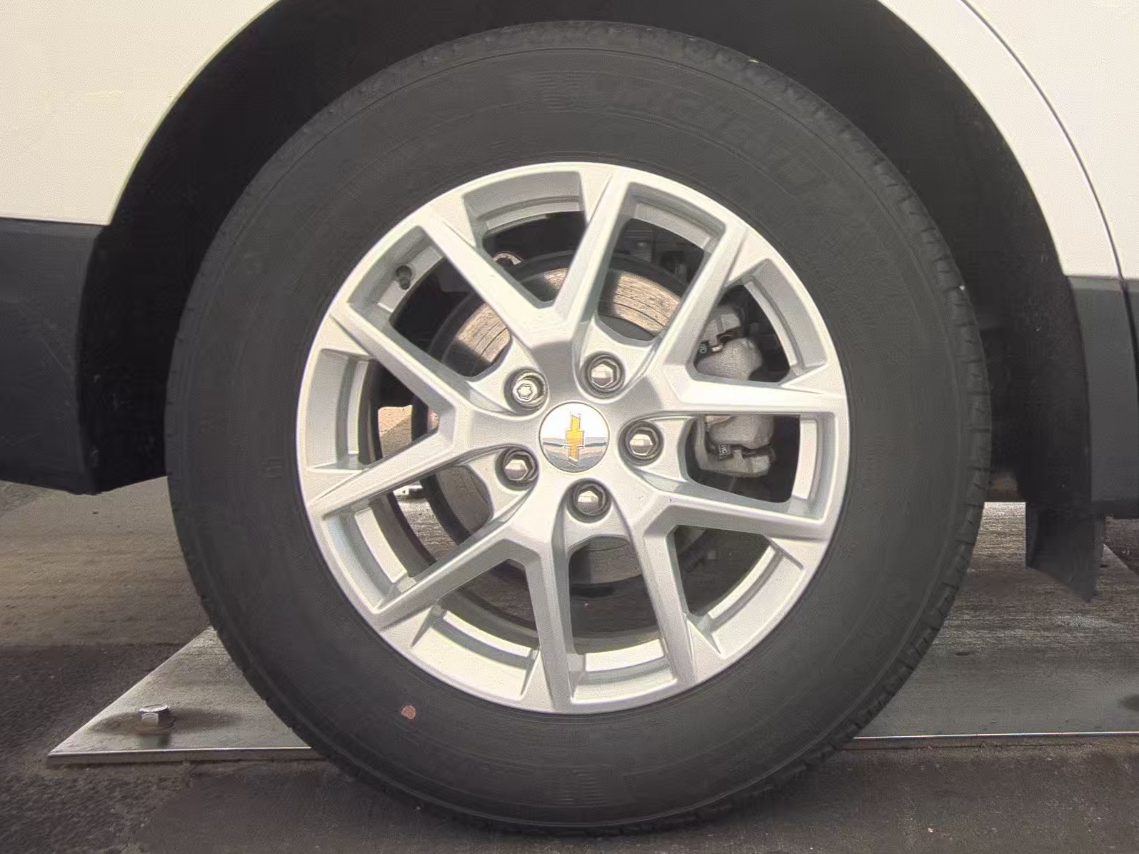 2024 Chevrolet Equinox LT FWD