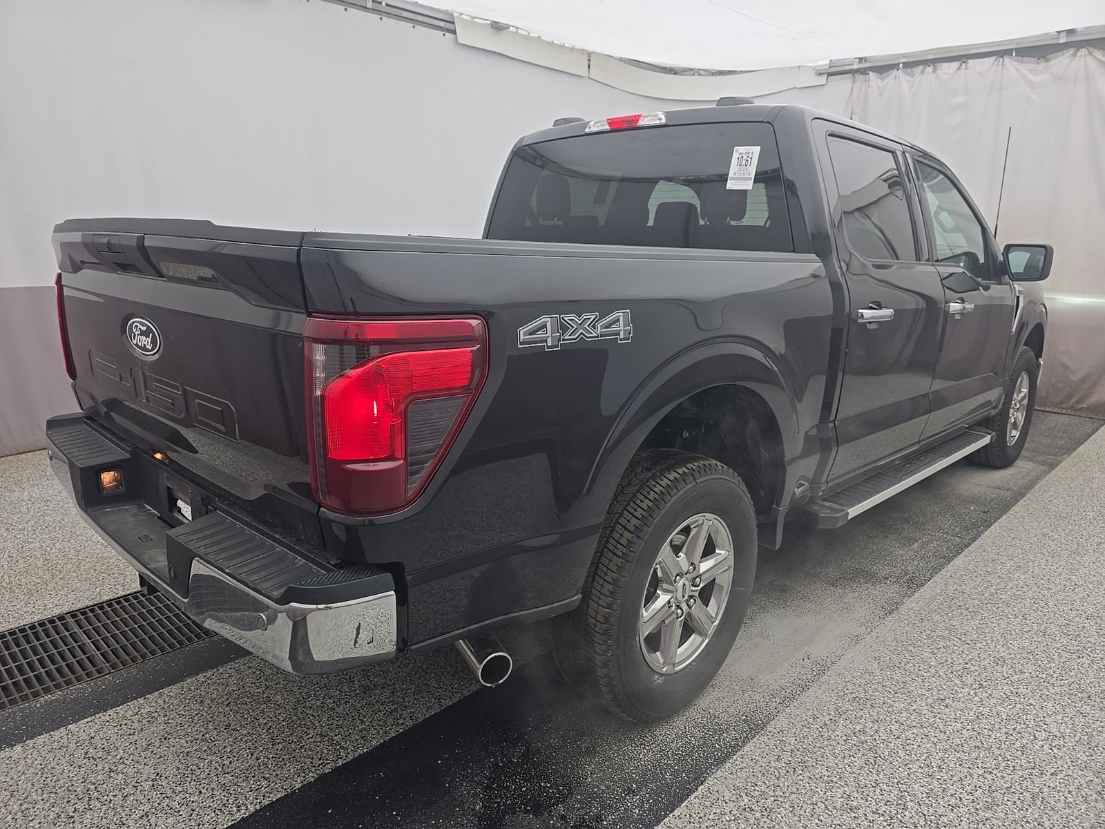 FORD F-150 - 4