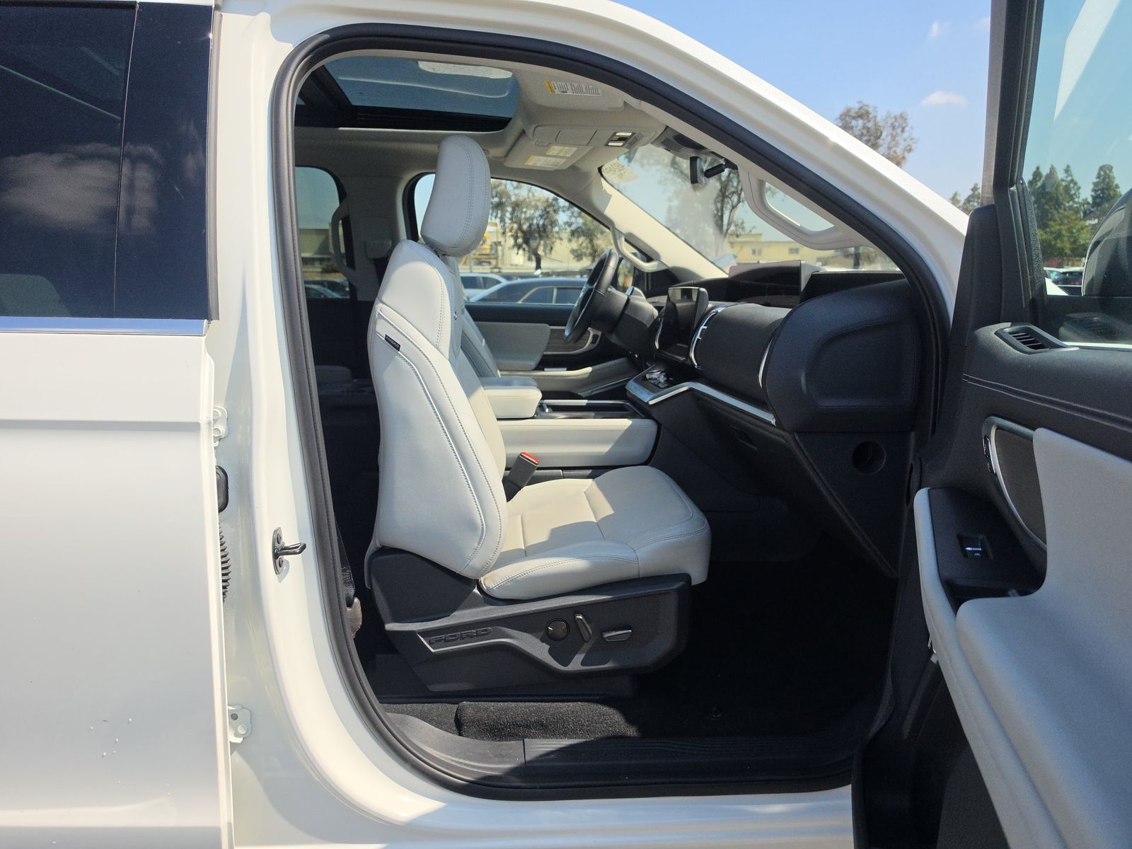 FORD EXPEDITION MAX - 9