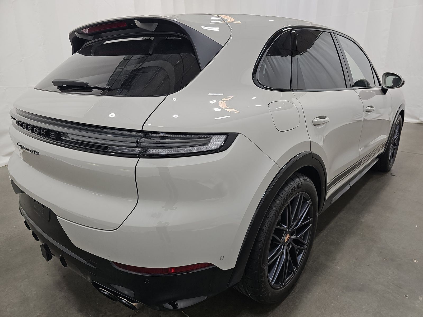 PORSCHE CAYENNE - 5