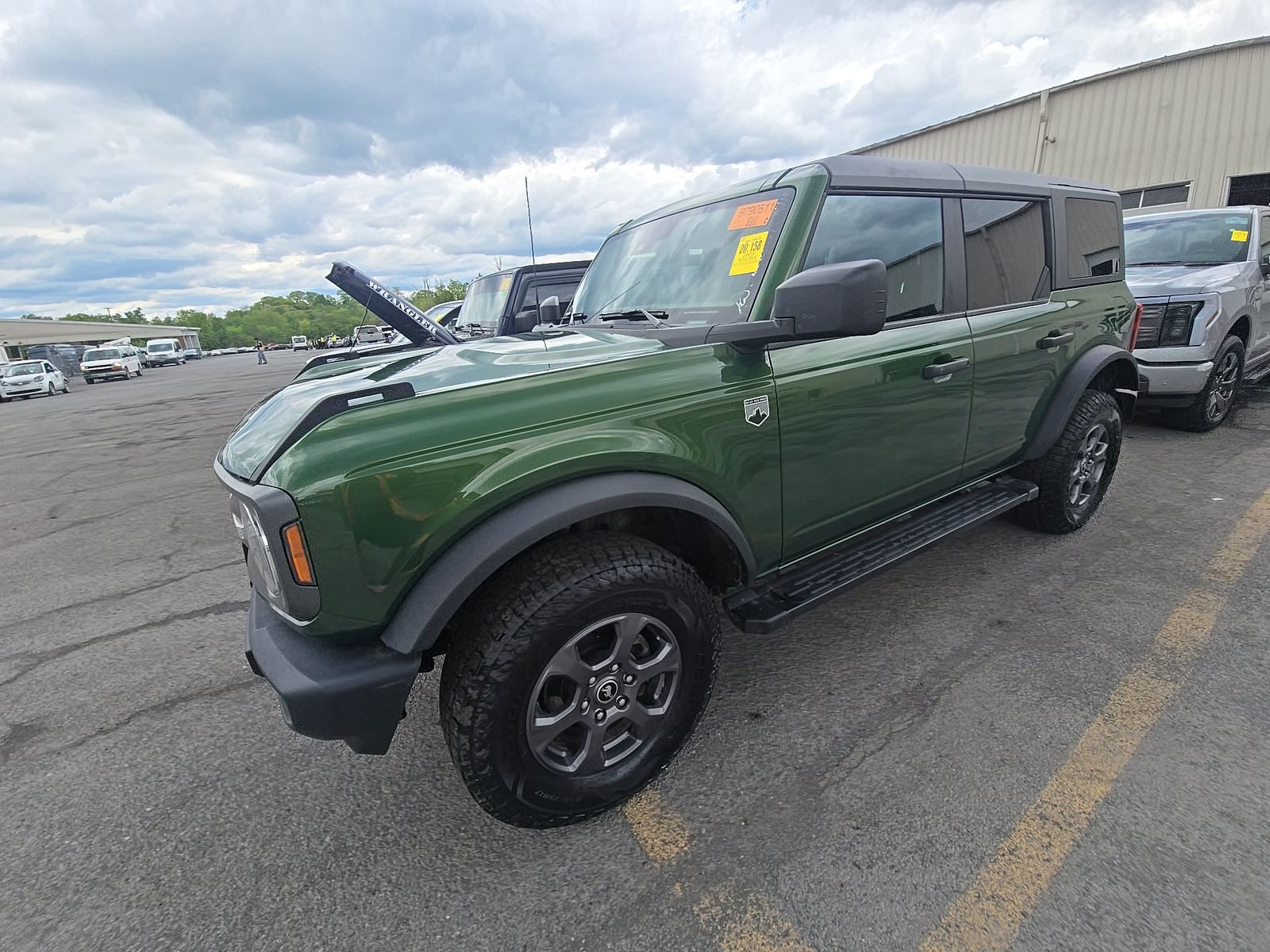 FORD BRONCO - 1