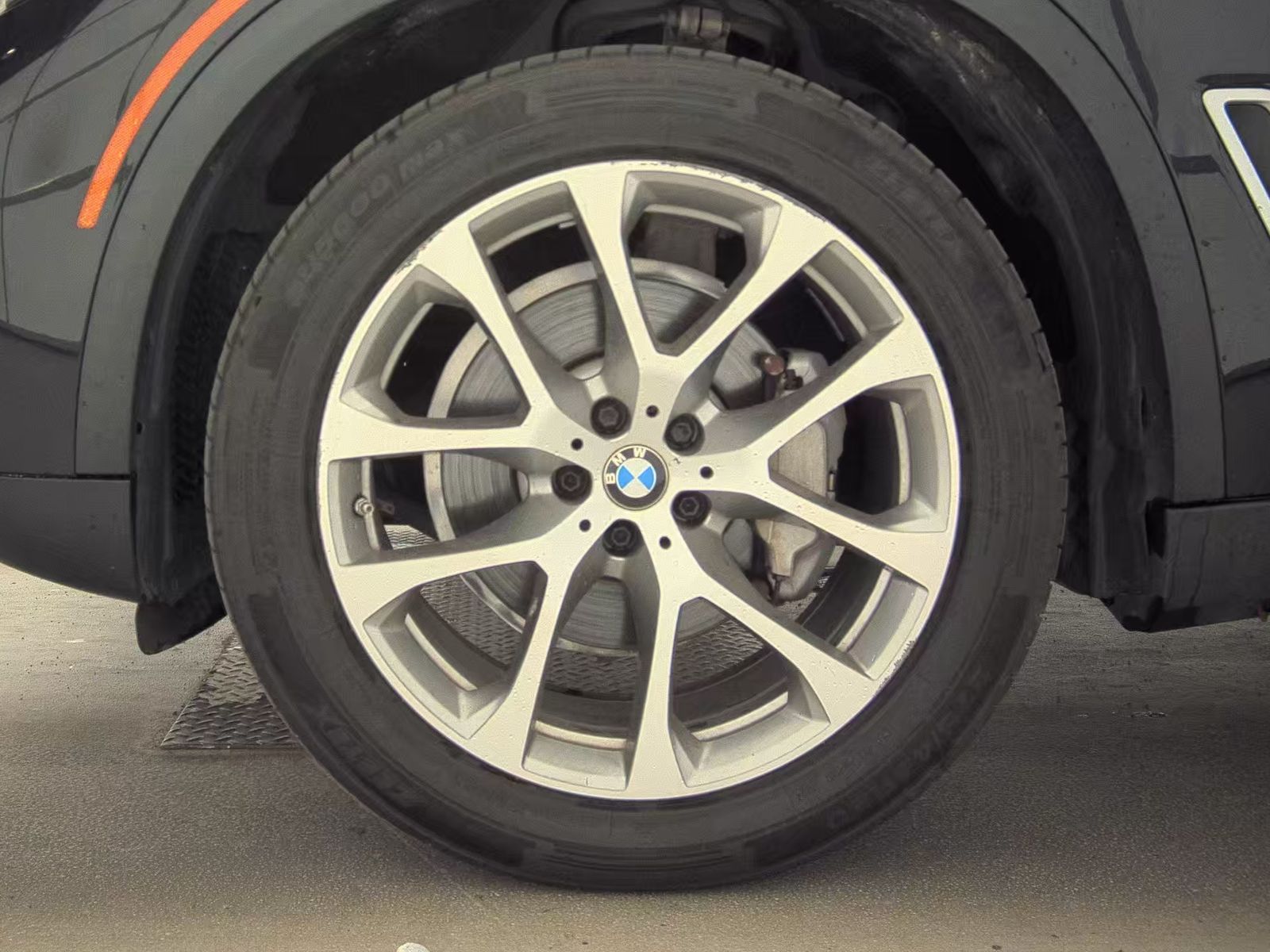 2021 BMW X5 sDrive40i RWD