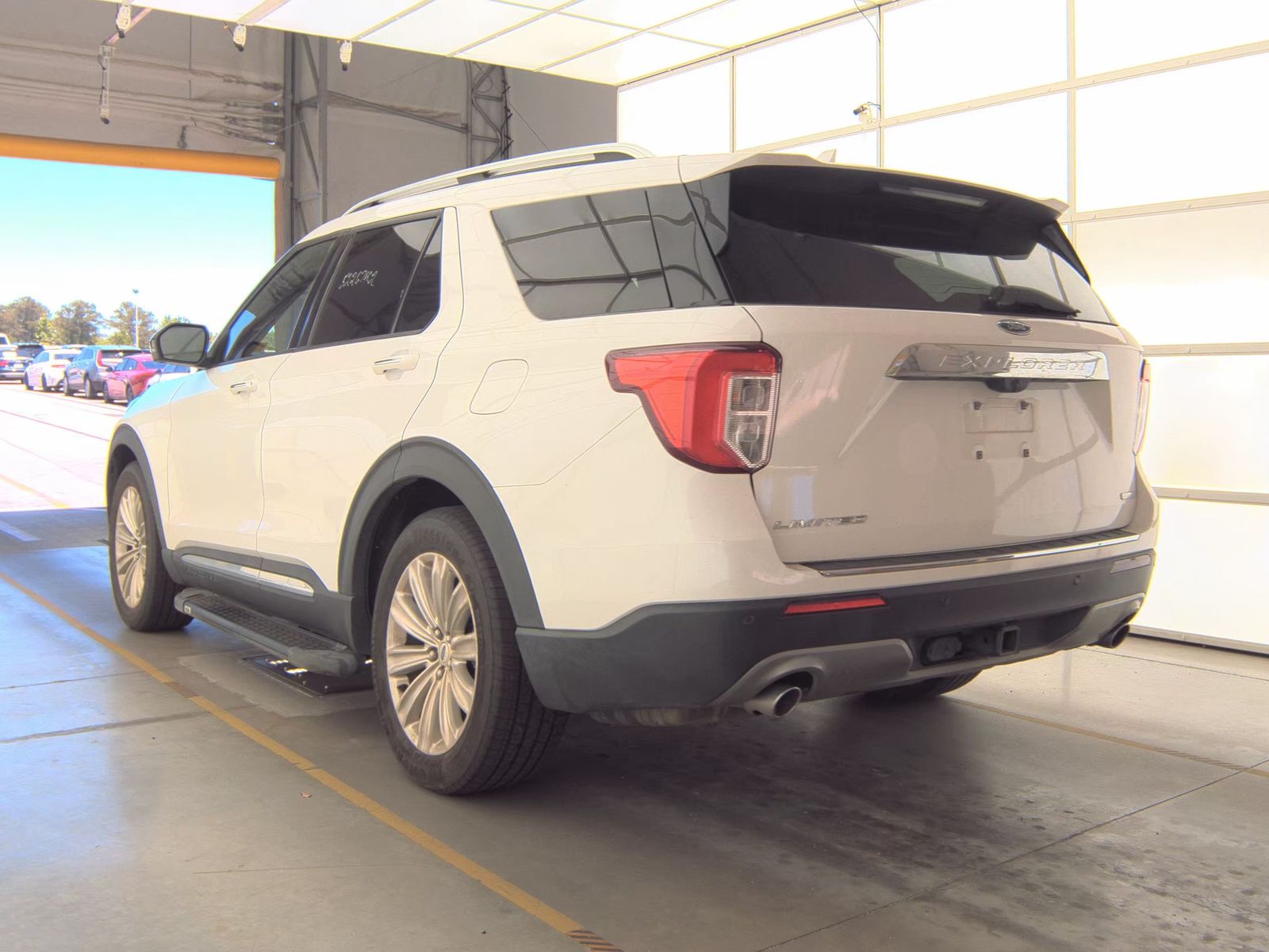 FORD EXPLORER - 9