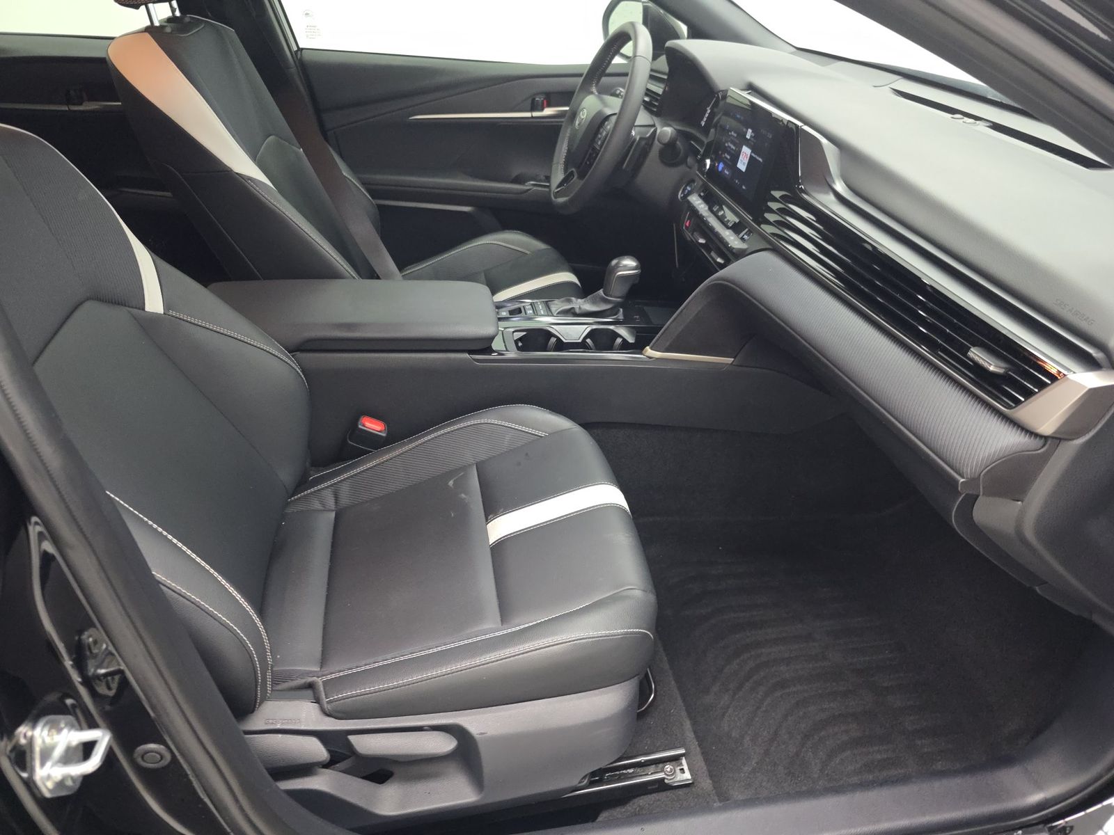 TOYOTA CAMRY - 9