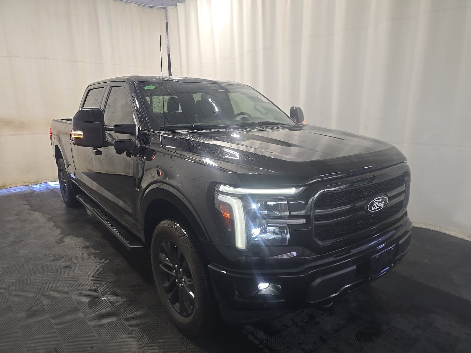 FORD F-150 - 4