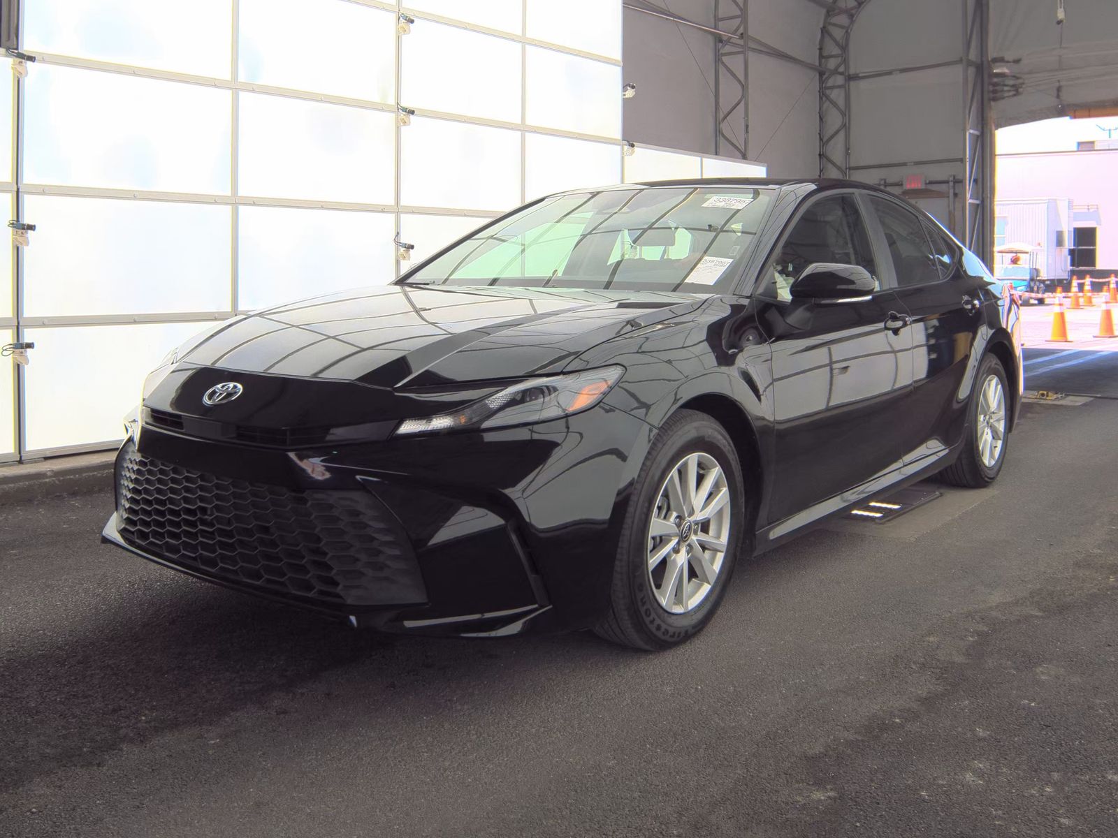 TOYOTA CAMRY - 1