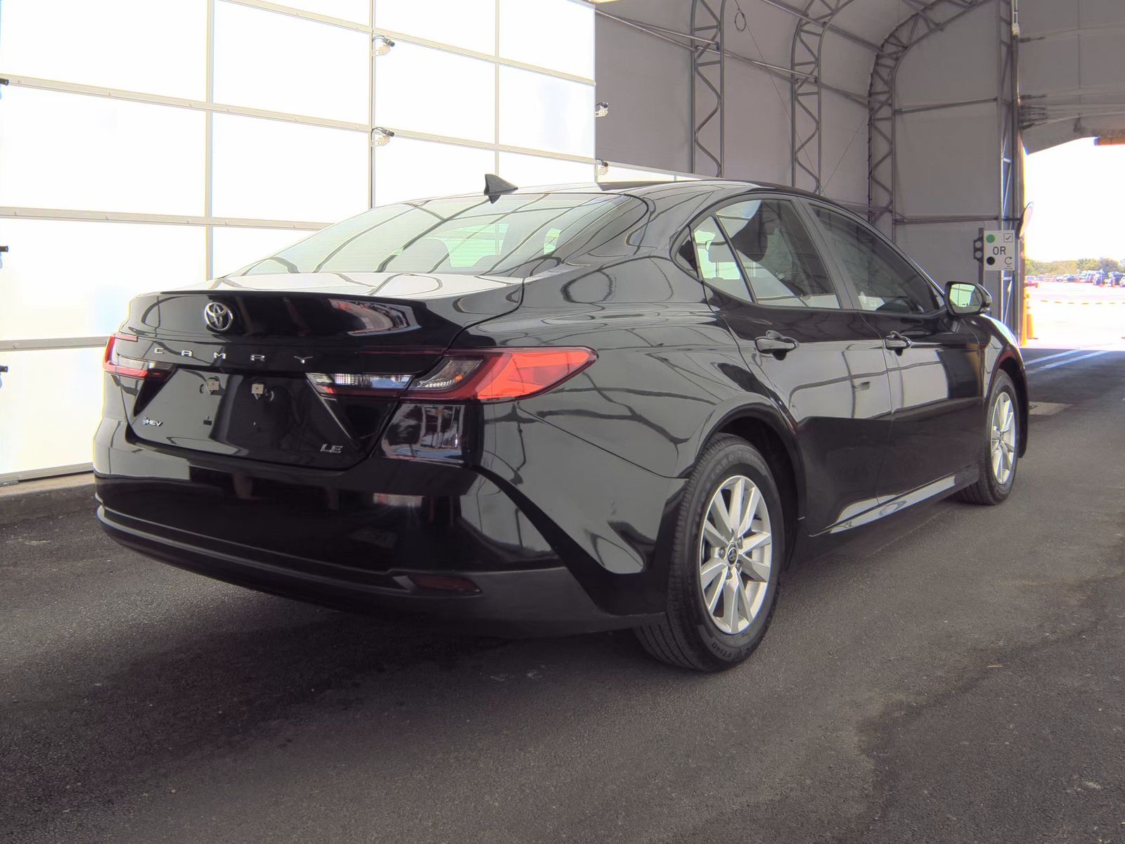 TOYOTA CAMRY - 6