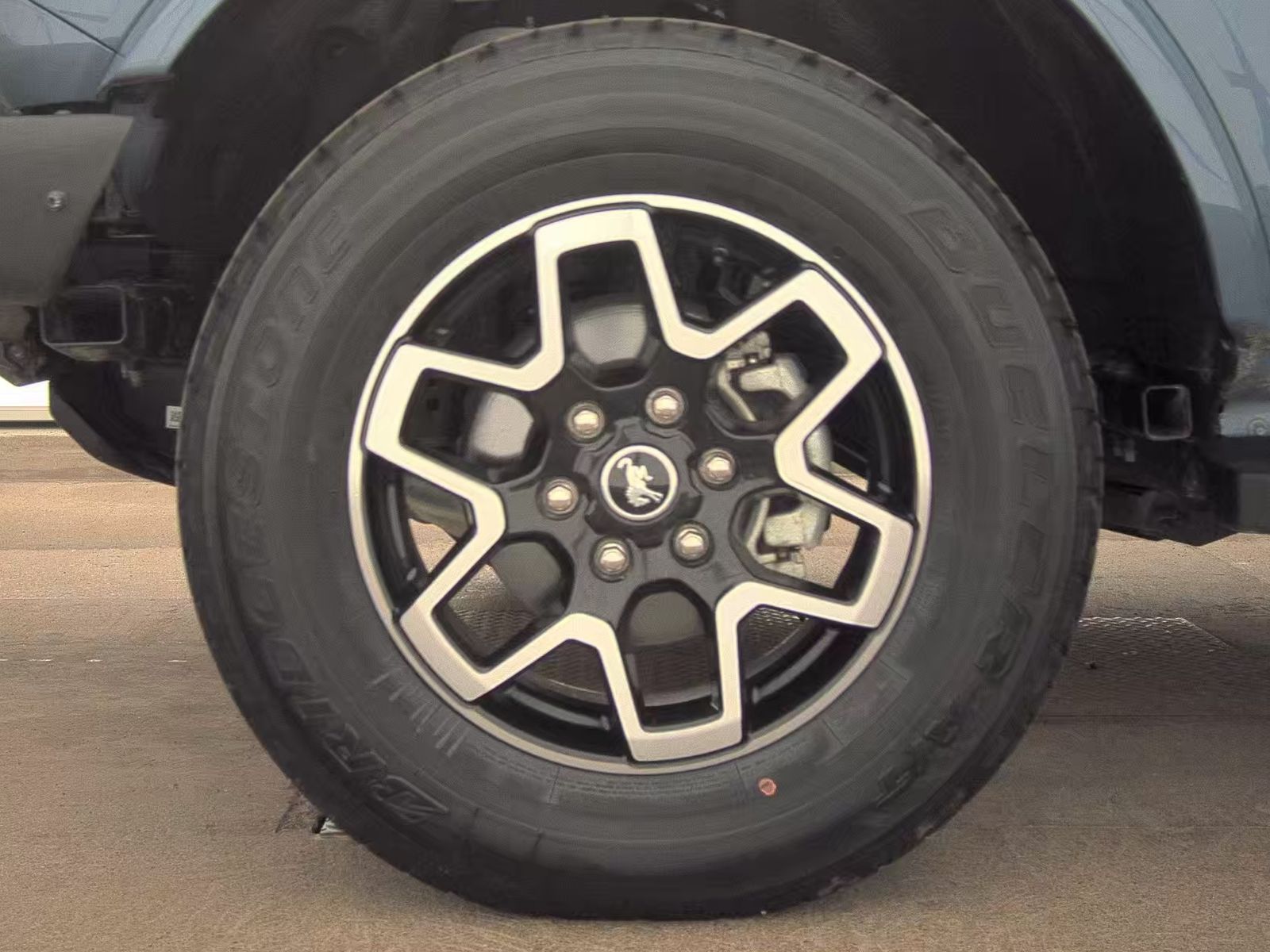 FORD BRONCO - 10