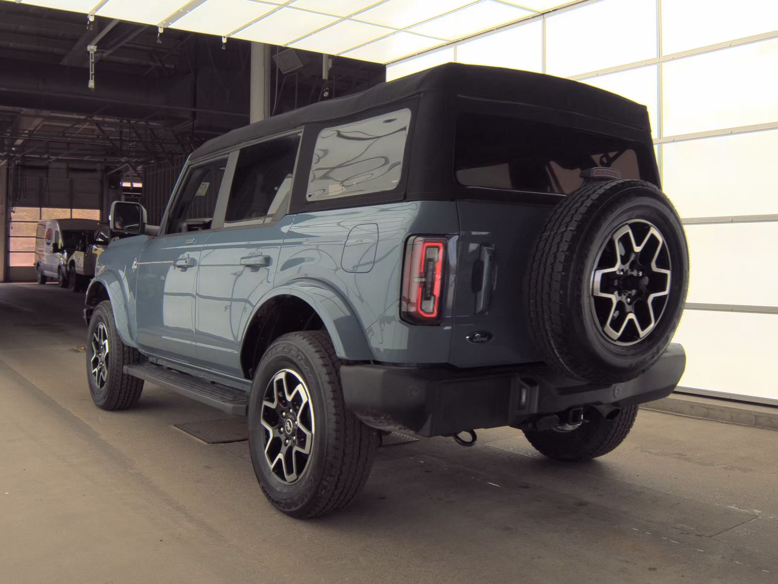 FORD BRONCO - 9