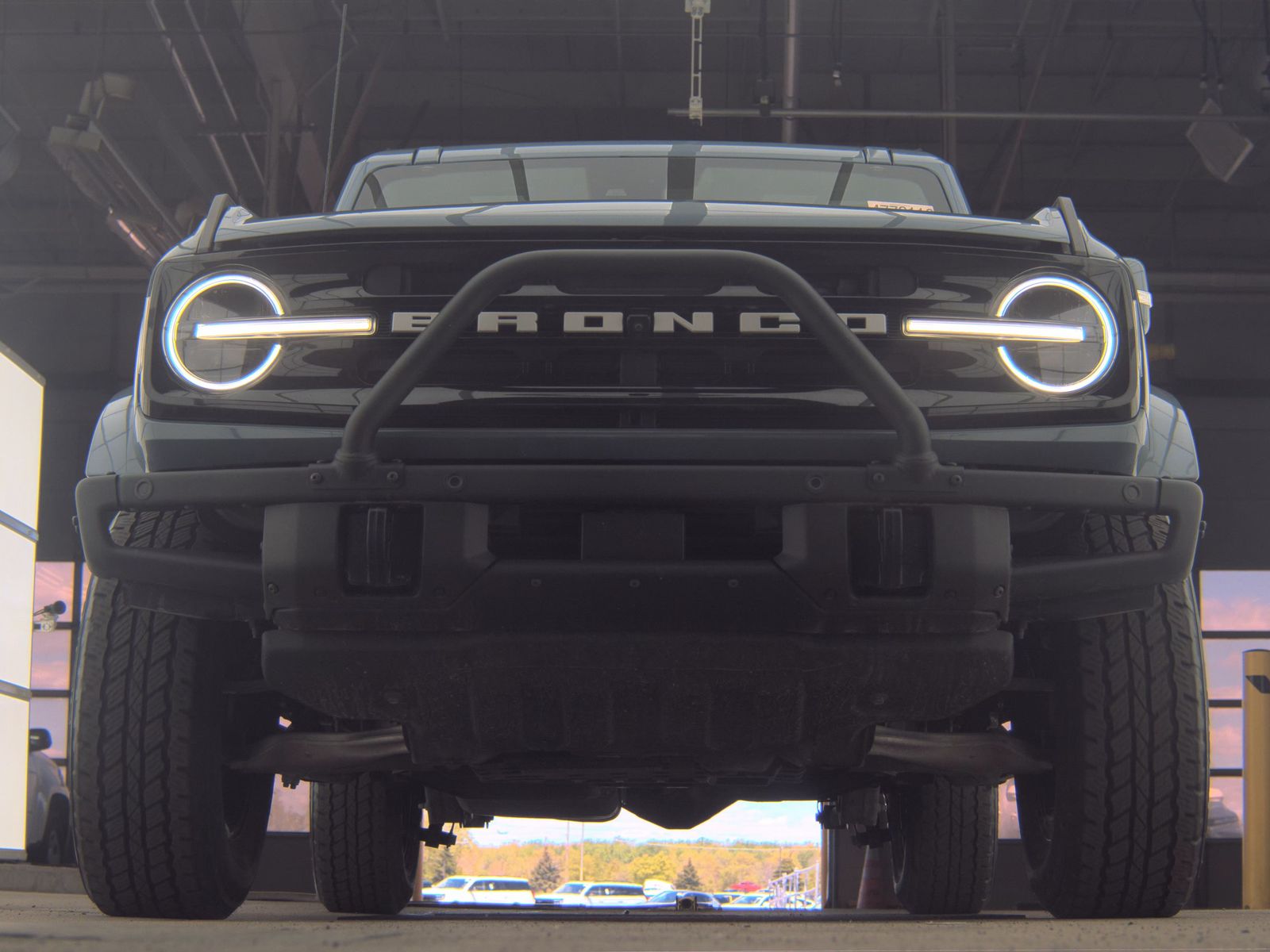 FORD BRONCO - 4