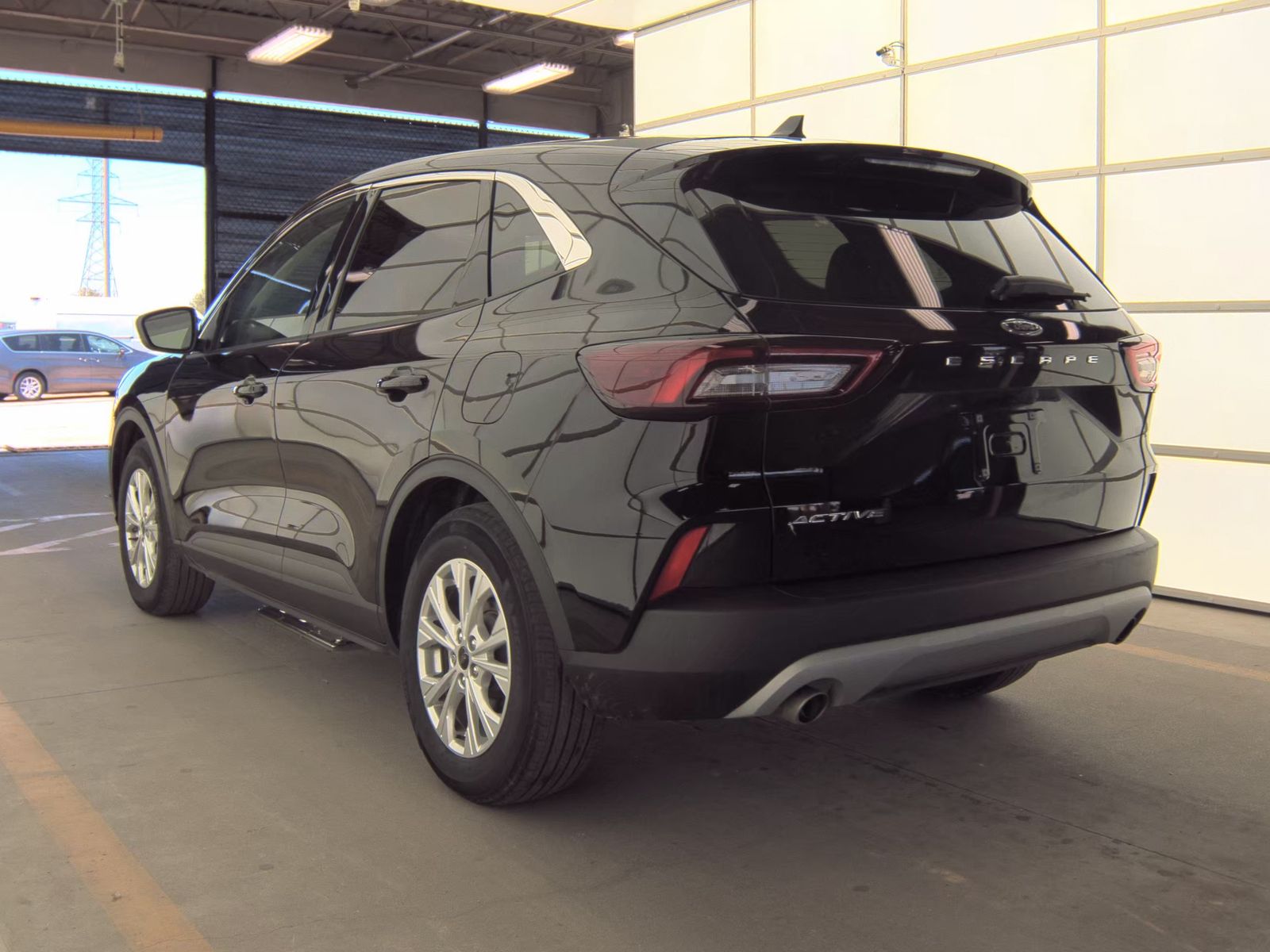 FORD ESCAPE - 9