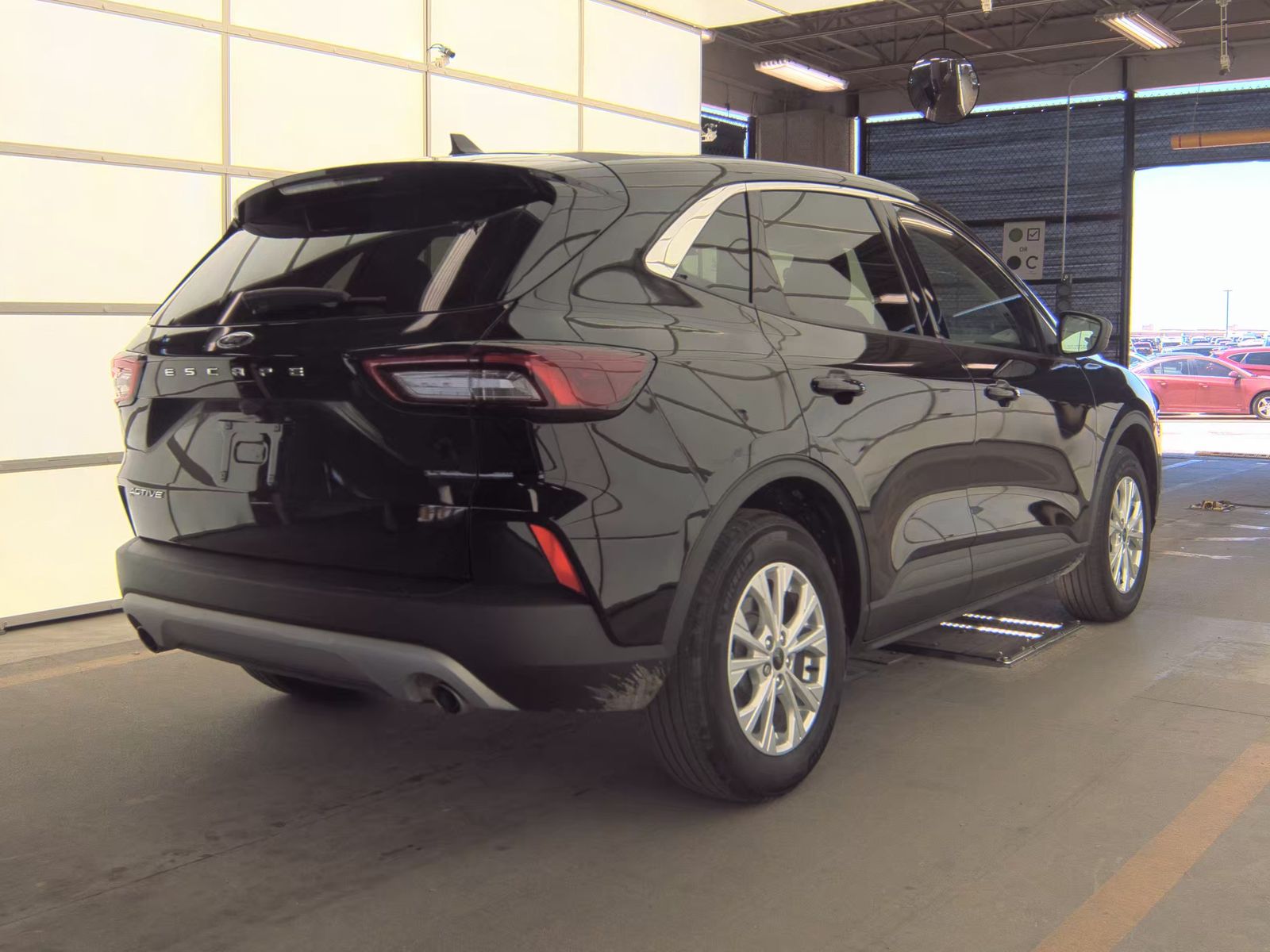 FORD ESCAPE - 6