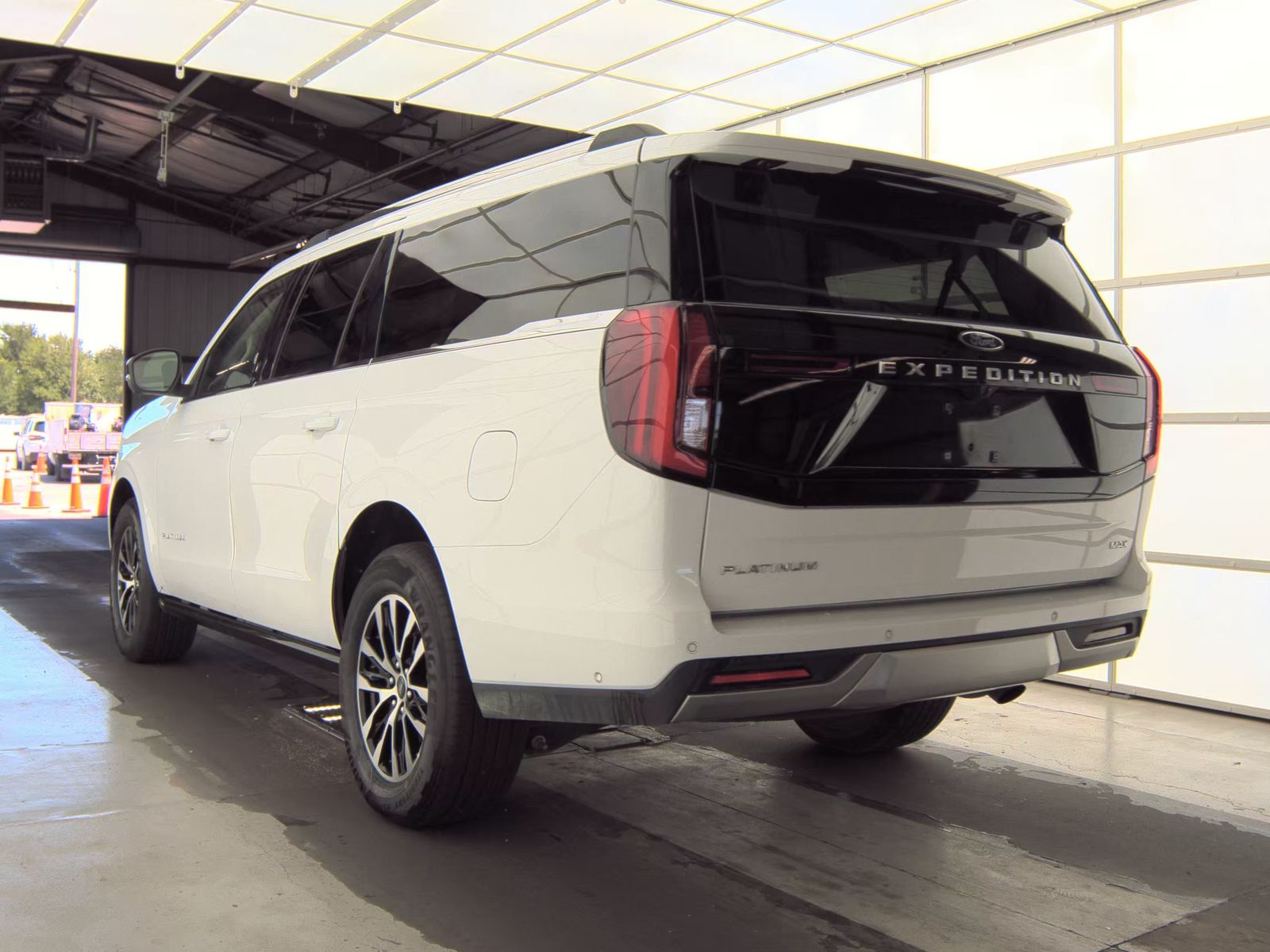 FORD EXPEDITION MAX - 9
