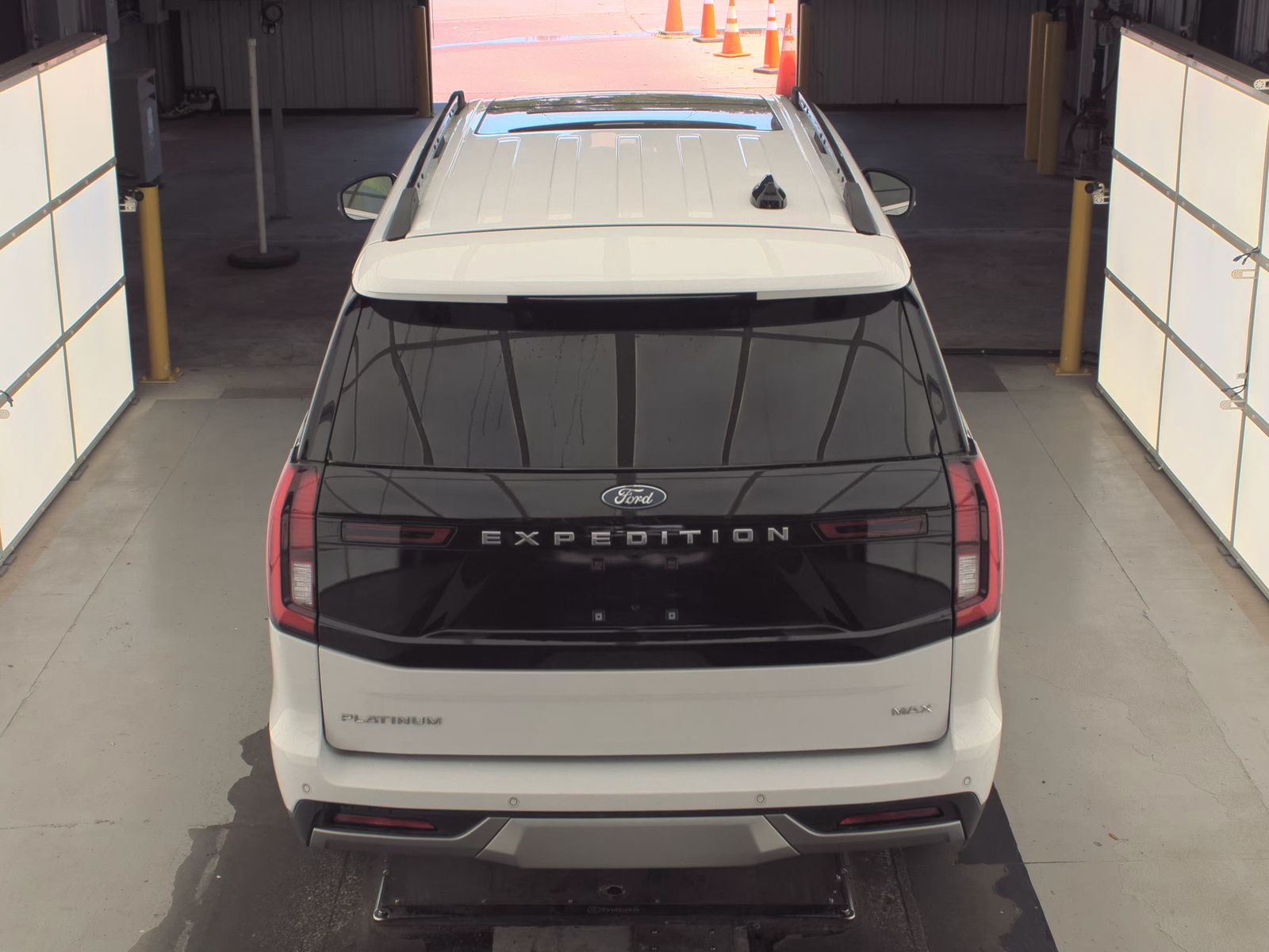 FORD EXPEDITION MAX - 7