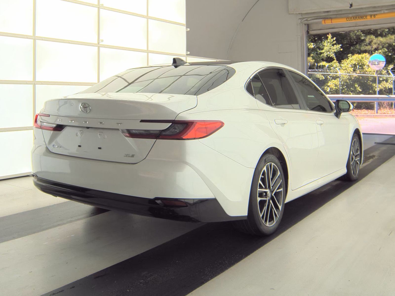TOYOTA CAMRY - 6