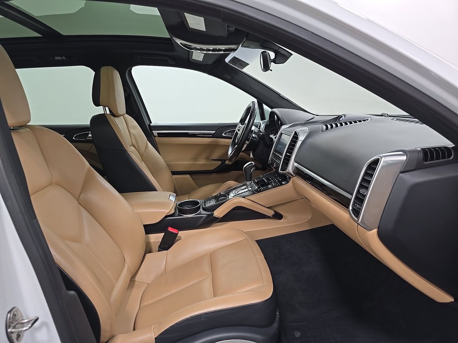 PORSCHE CAYENNE - 9