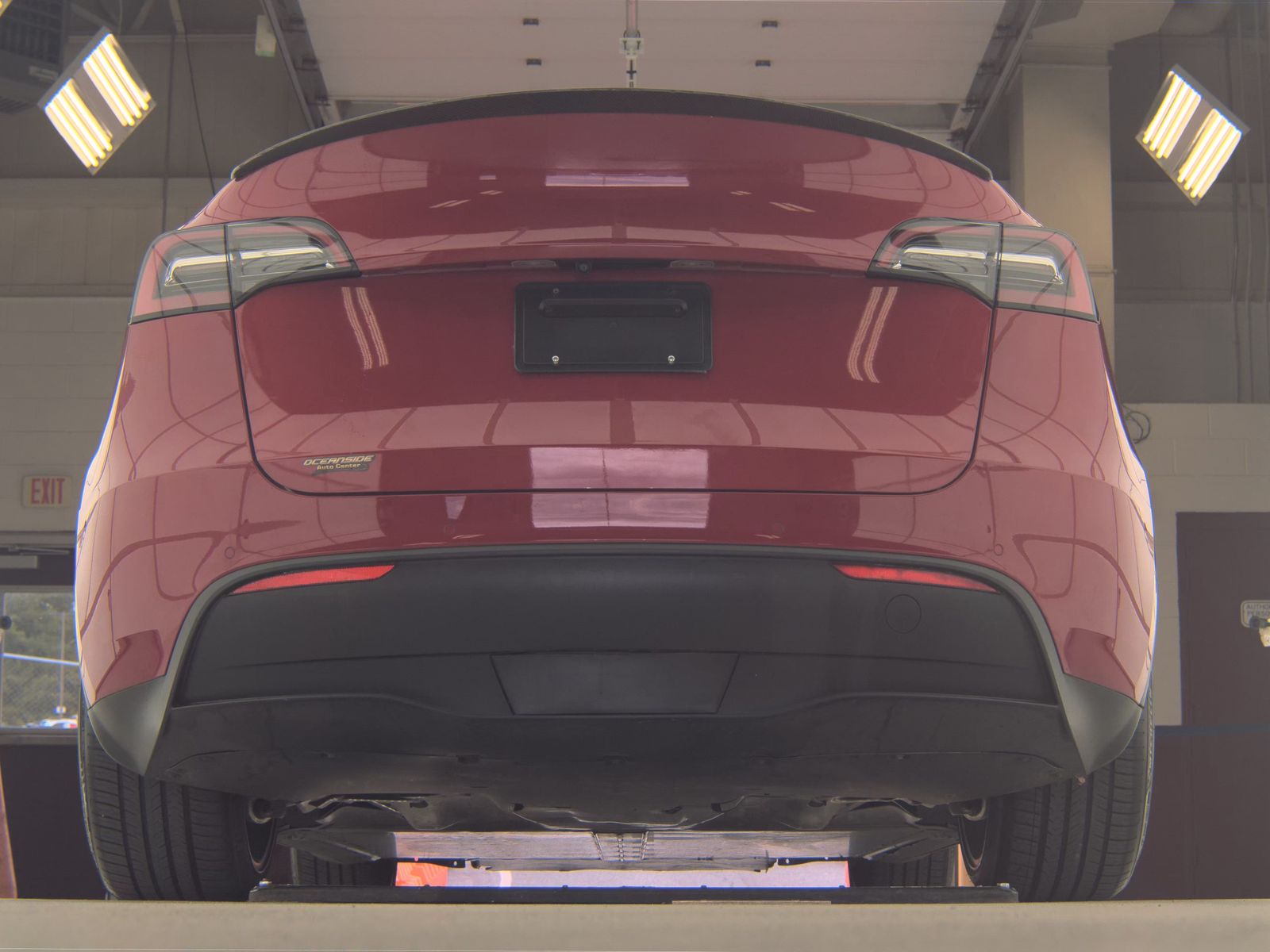 TESLA MODEL Y - 8